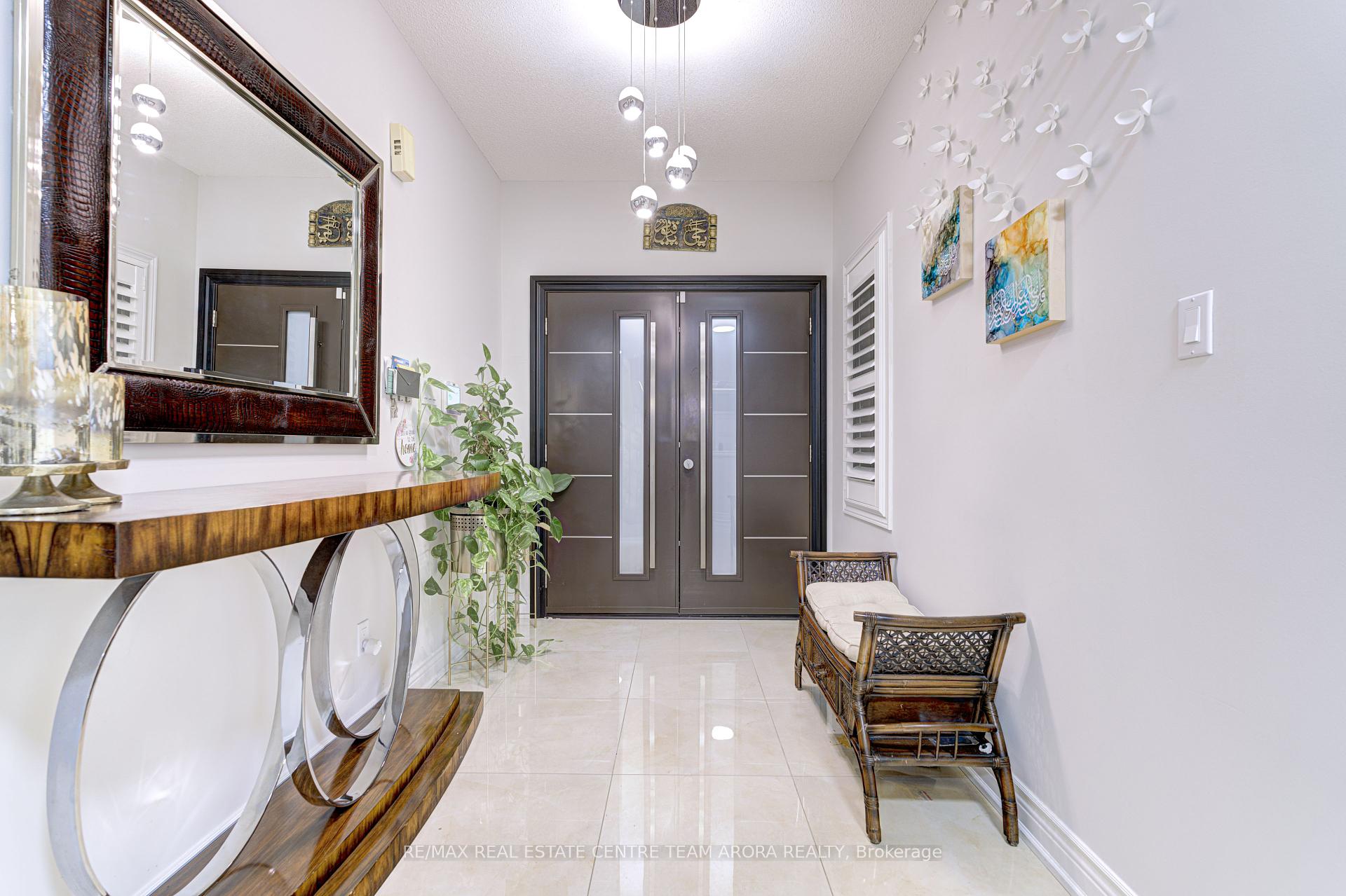 6937 Amour Terr, Mississauga, ON L5W1G5 | 4 Bedroom 4 Bathroom Detached House | Image 3