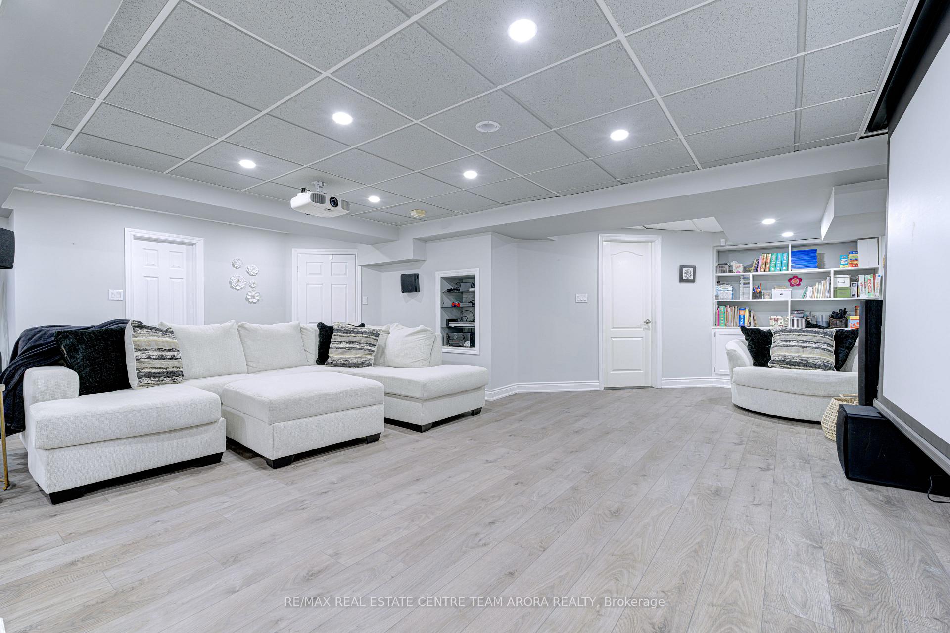 6937 Amour Terr, Mississauga, ON L5W1G5 | 4 Bedroom 4 Bathroom Detached House | Image 31