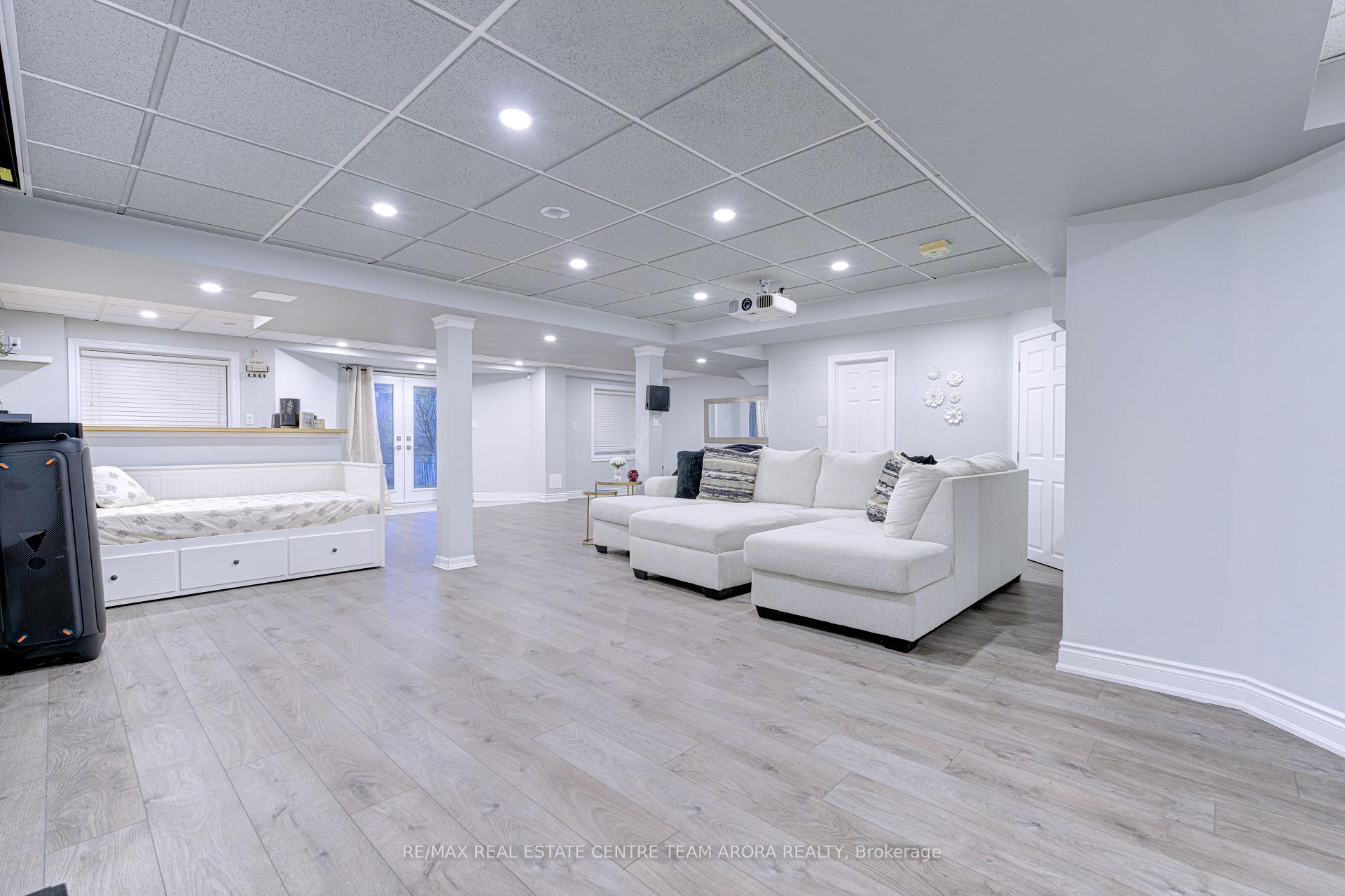 6937 Amour Terr, Mississauga, ON L5W1G5 | 4 Bedroom 4 Bathroom Detached House | Image 32