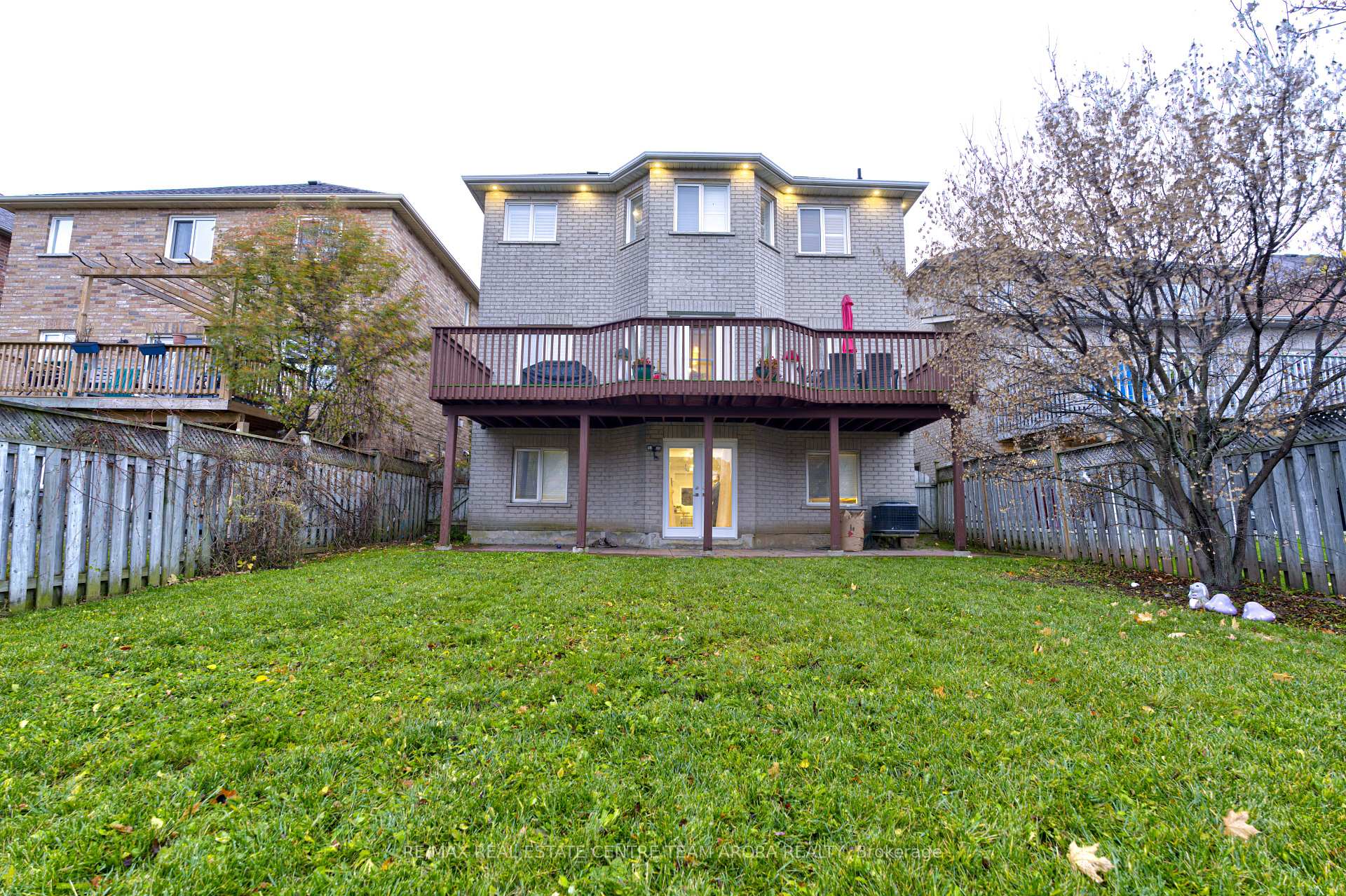 6937 Amour Terr, Mississauga, ON L5W1G5 | 4 Bedroom 4 Bathroom Detached House | Image 38