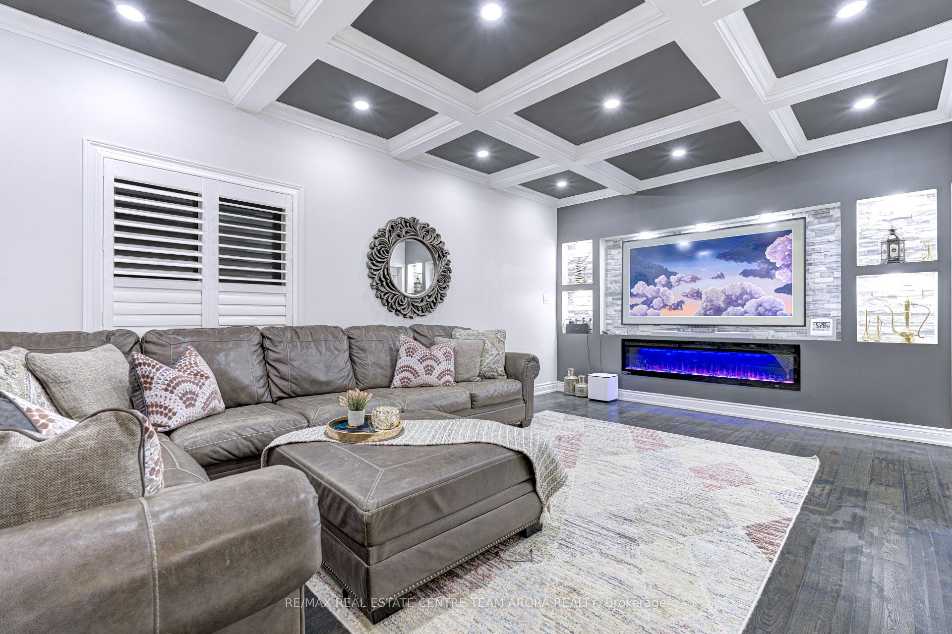 6937 Amour Terr, Mississauga, ON L5W1G5 | 4 Bedroom 4 Bathroom Detached House | Image 9