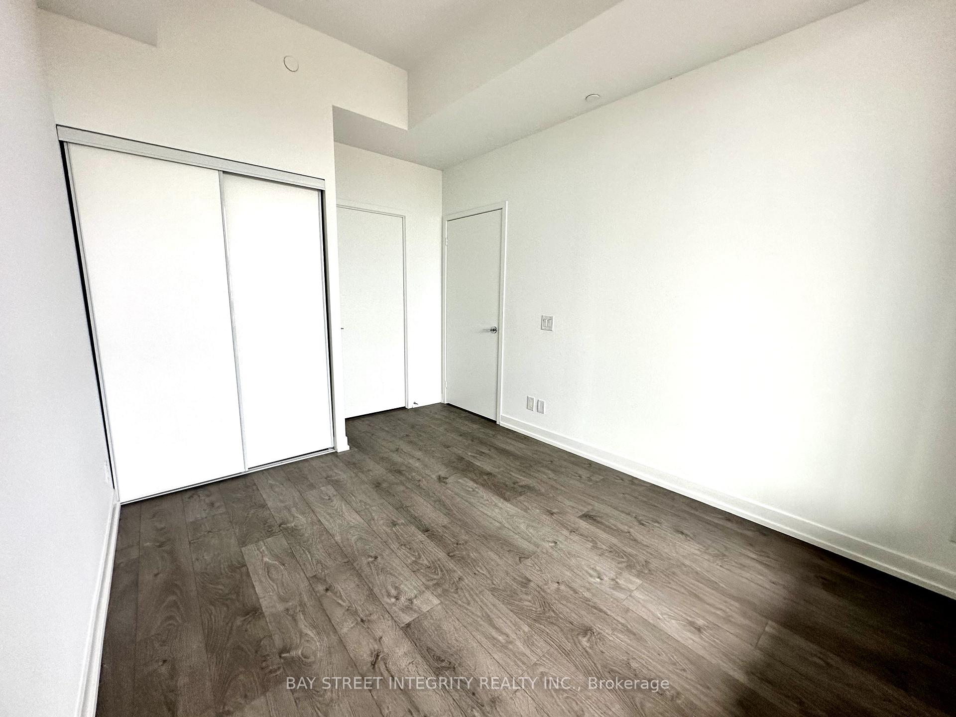 #1018 - 270 Dufferin St, Toronto, ON M6K3R4 | 2 Bedroom 2 Bathroom Condo Apt | Image 7