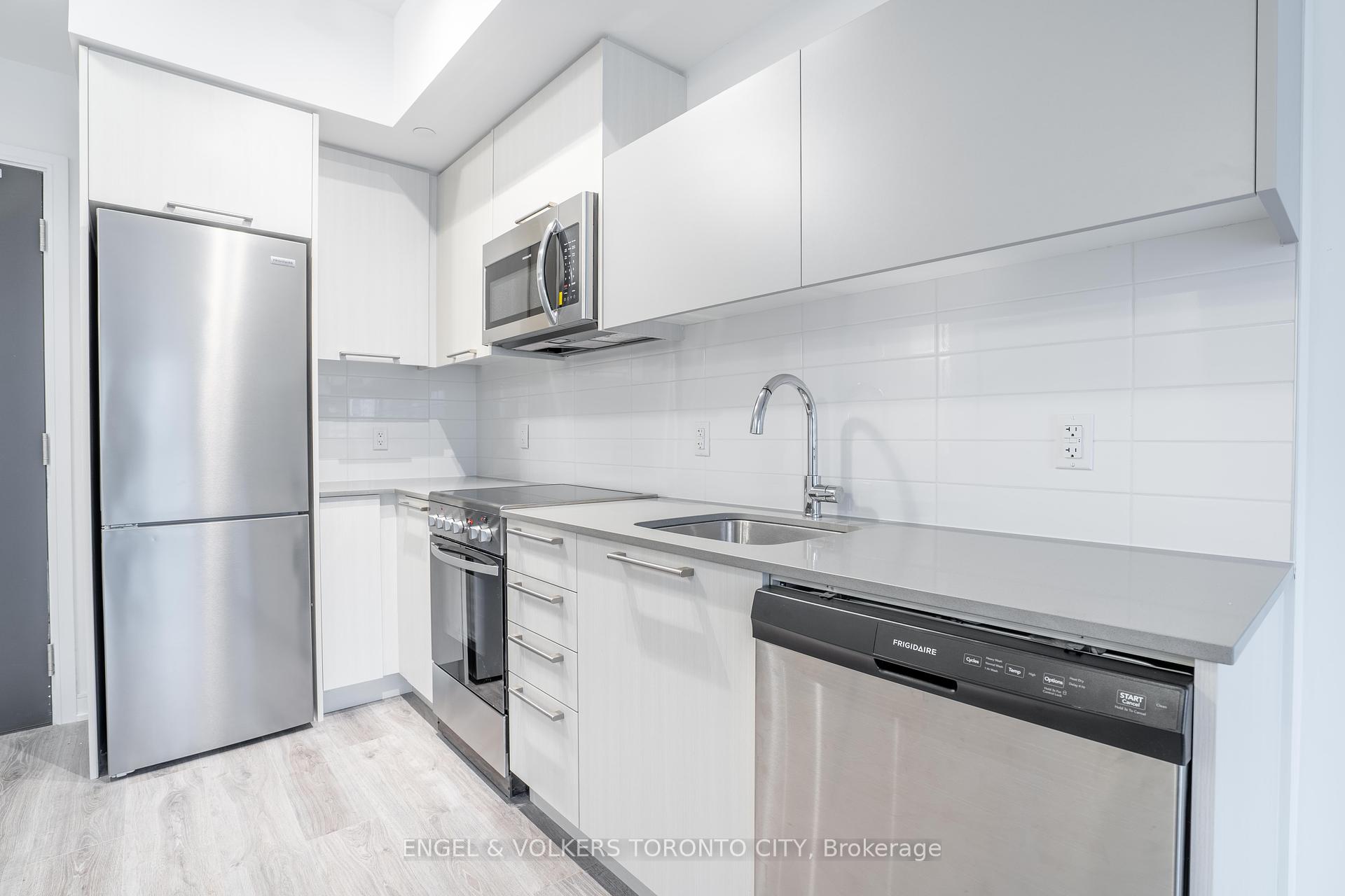 #202 - 25 Neighbourhood Lane, Toronto, ON M8Y0C4 | 1 Bedroom 1 Bathroom Condo Apt | Image 12