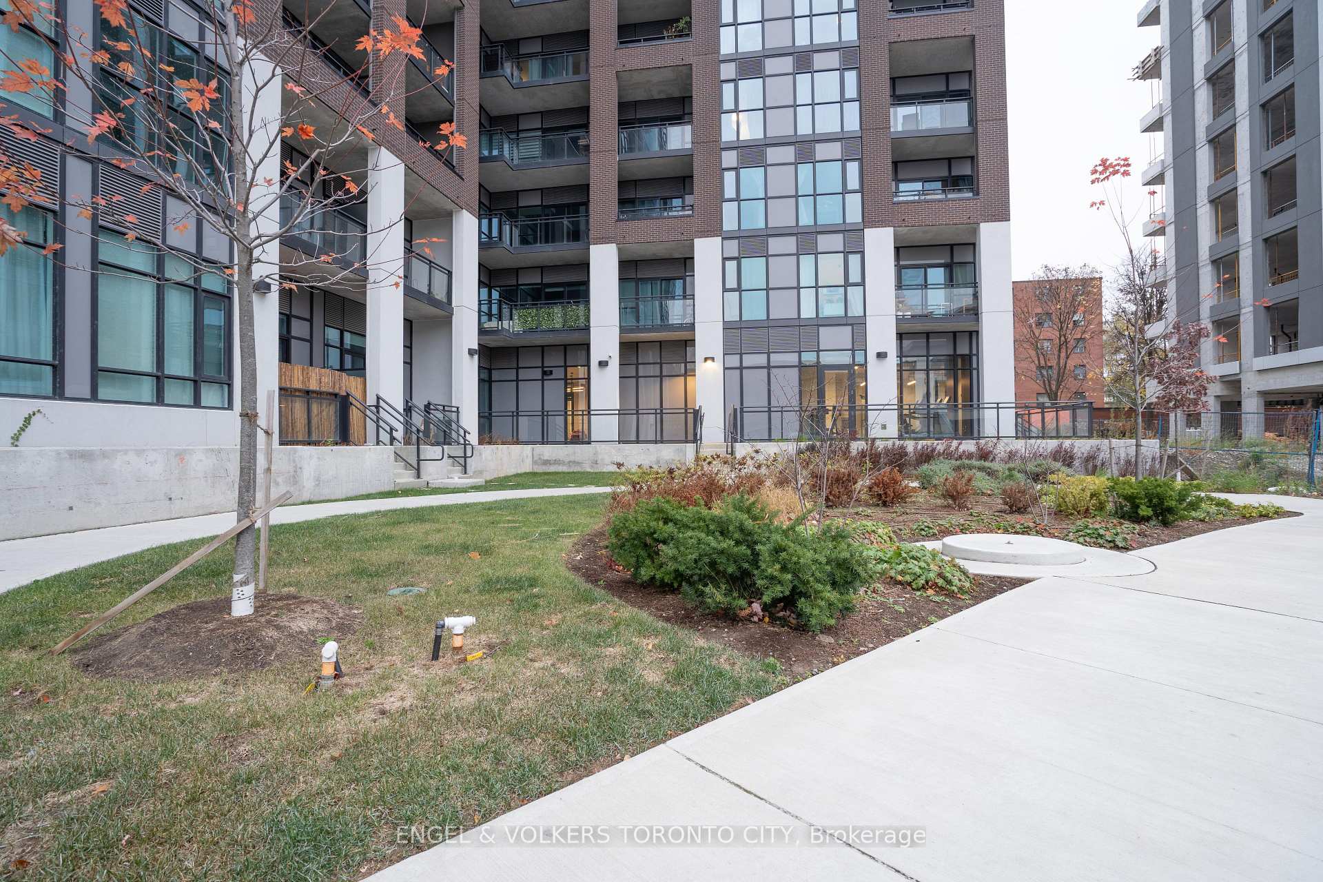 #202 - 25 Neighbourhood Lane, Toronto, ON M8Y0C4 | 1 Bedroom 1 Bathroom Condo Apt | Image 27