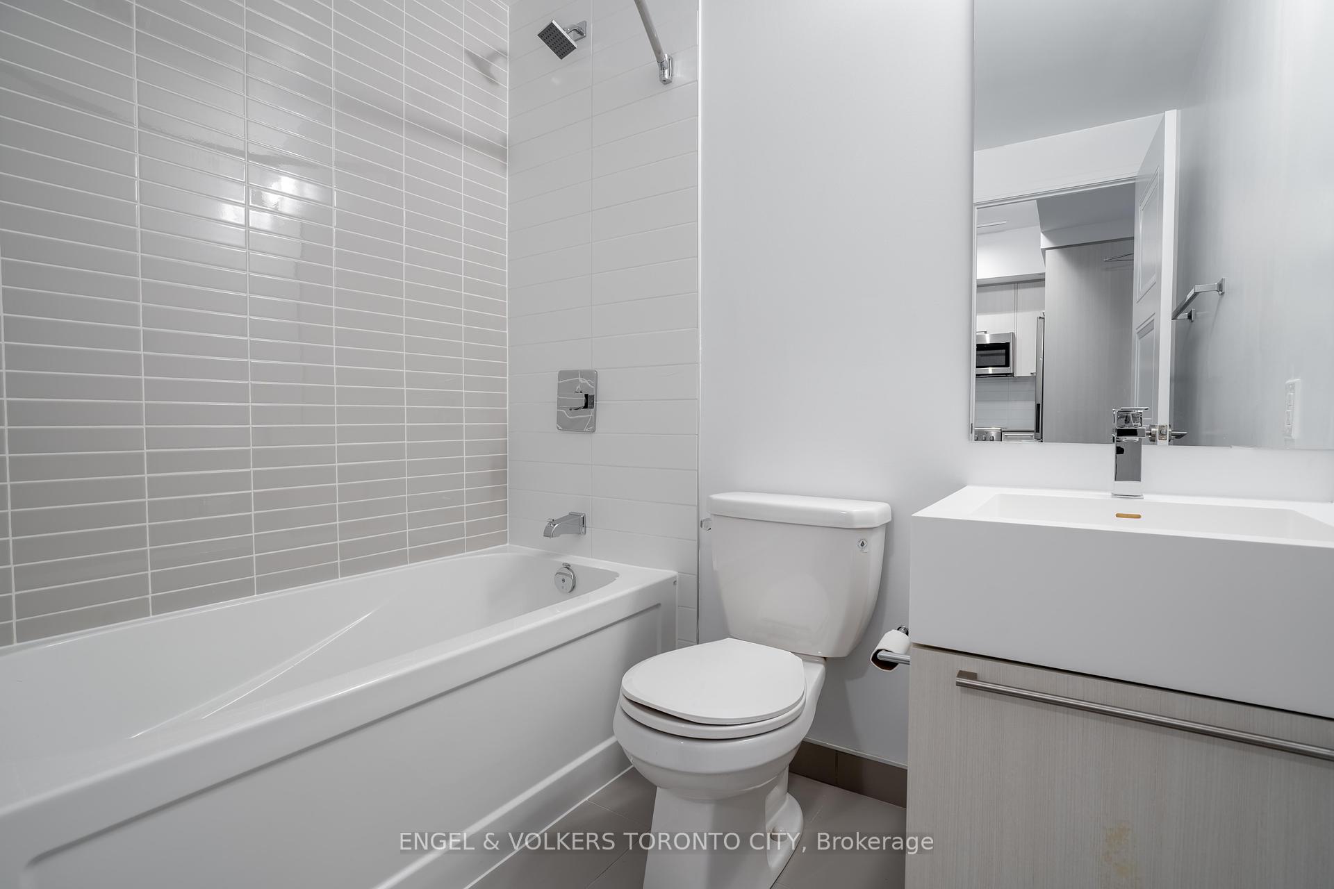 #202 - 25 Neighbourhood Lane, Toronto, ON M8Y0C4 | 1 Bedroom 1 Bathroom Condo Apt | Image 5