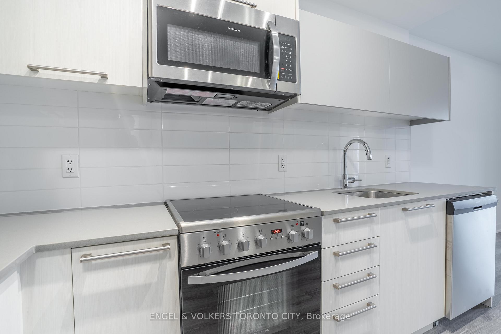 #202 - 25 Neighbourhood Lane, Toronto, ON M8Y0C4 | 1 Bedroom 1 Bathroom Condo Apt | Image 6