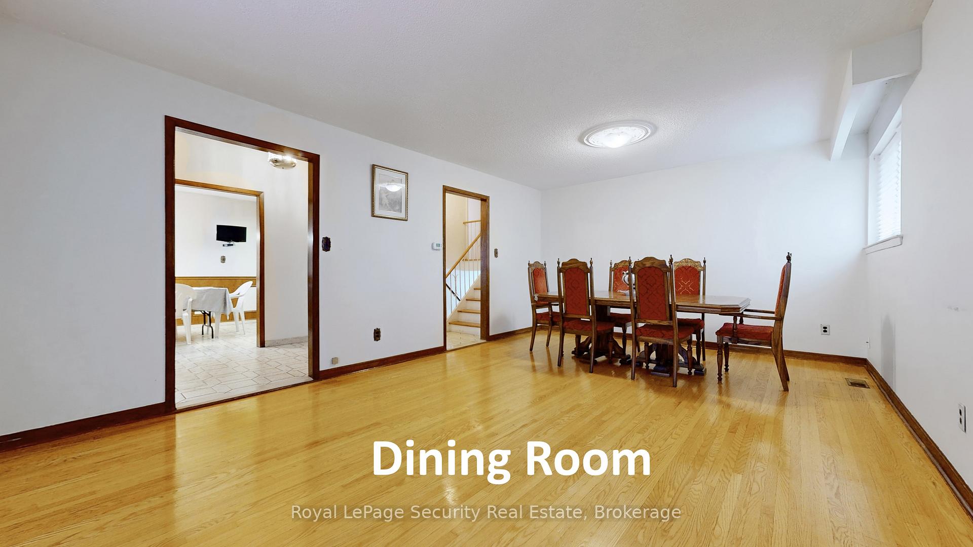 59 Roseglen Cres, Toronto, ON M3N1G7 | 4 Bedroom 2 Bathroom Detached House | Image 10