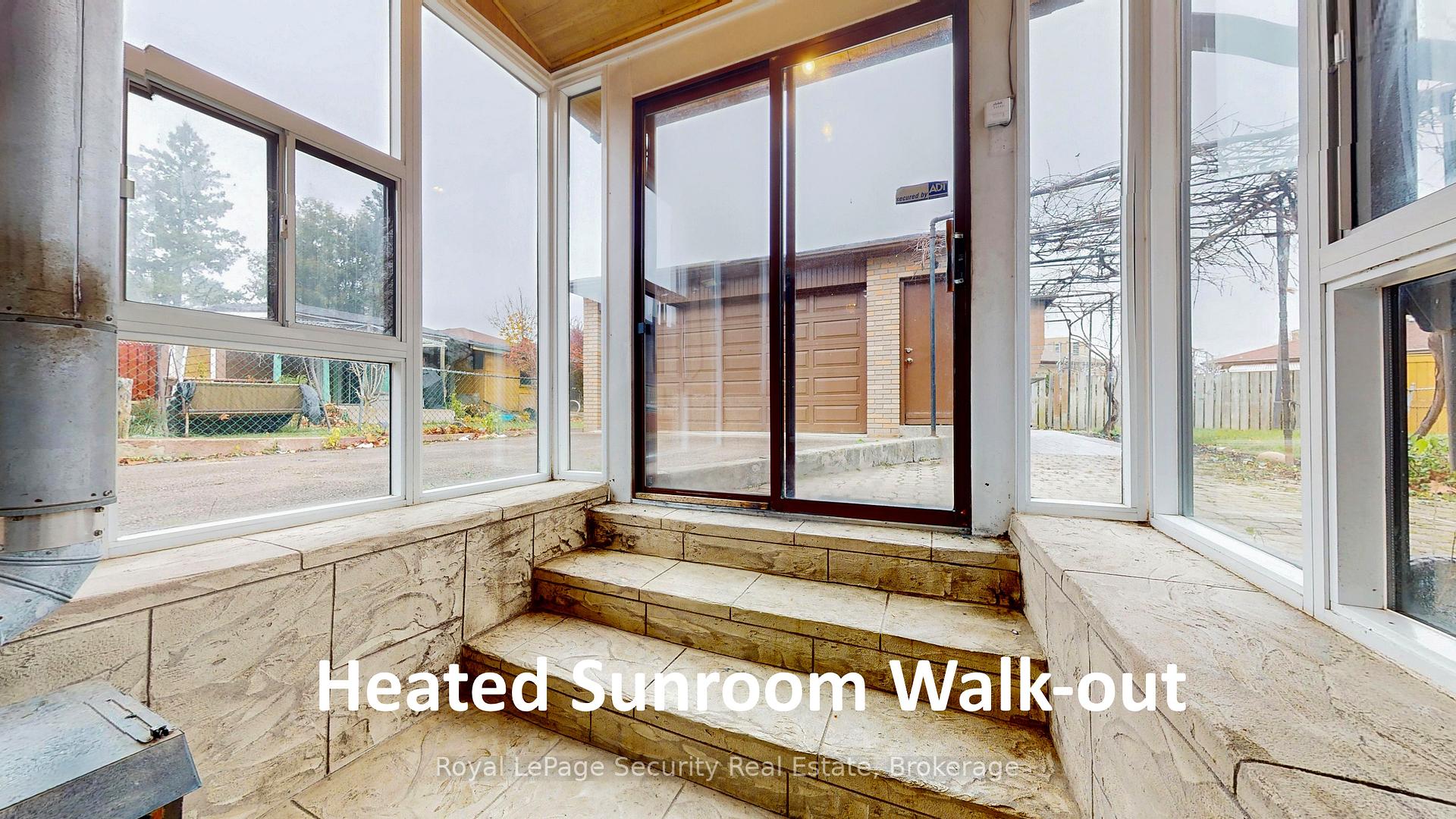 59 Roseglen Cres, Toronto, ON M3N1G7 | 4 Bedroom 2 Bathroom Detached House | Image 34