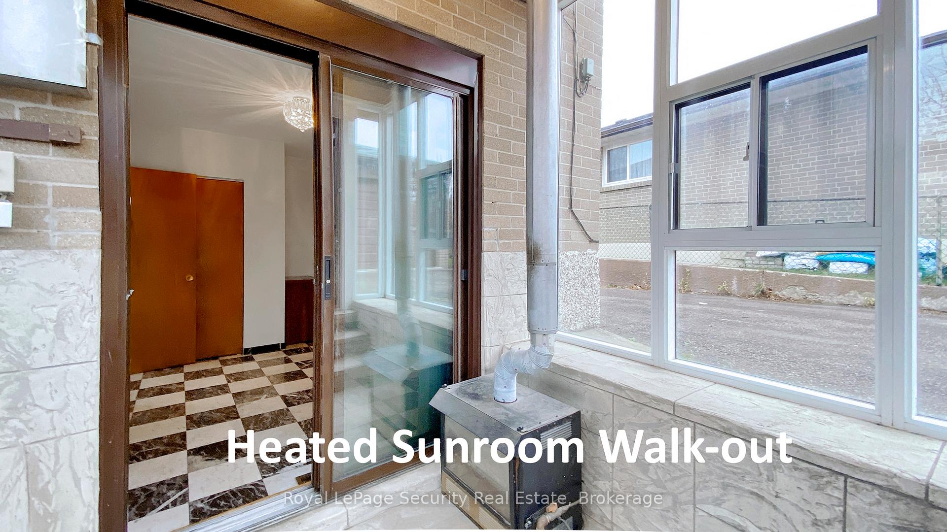 59 Roseglen Cres, Toronto, ON M3N1G7 | 4 Bedroom 2 Bathroom Detached House | Image 35