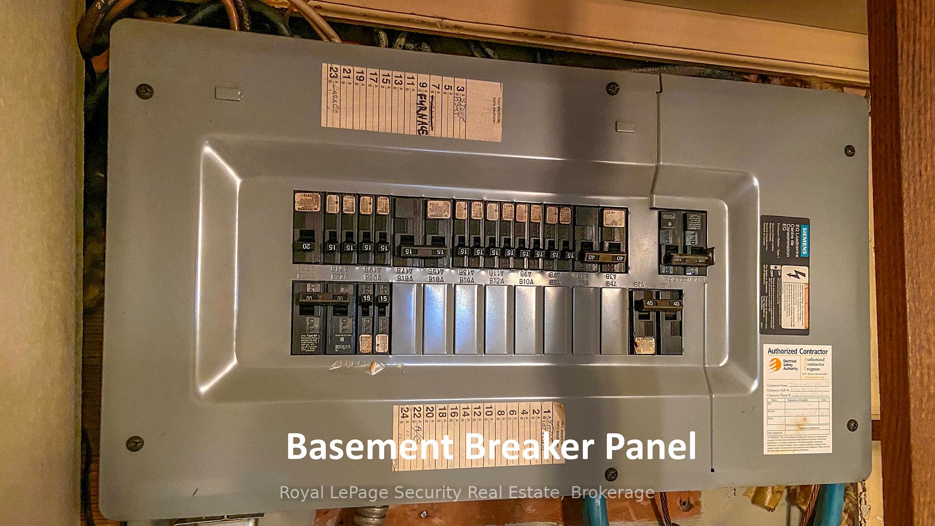 59 Roseglen Cres, Toronto, ON M3N1G7 | 4 Bedroom 2 Bathroom Detached House | Image 40