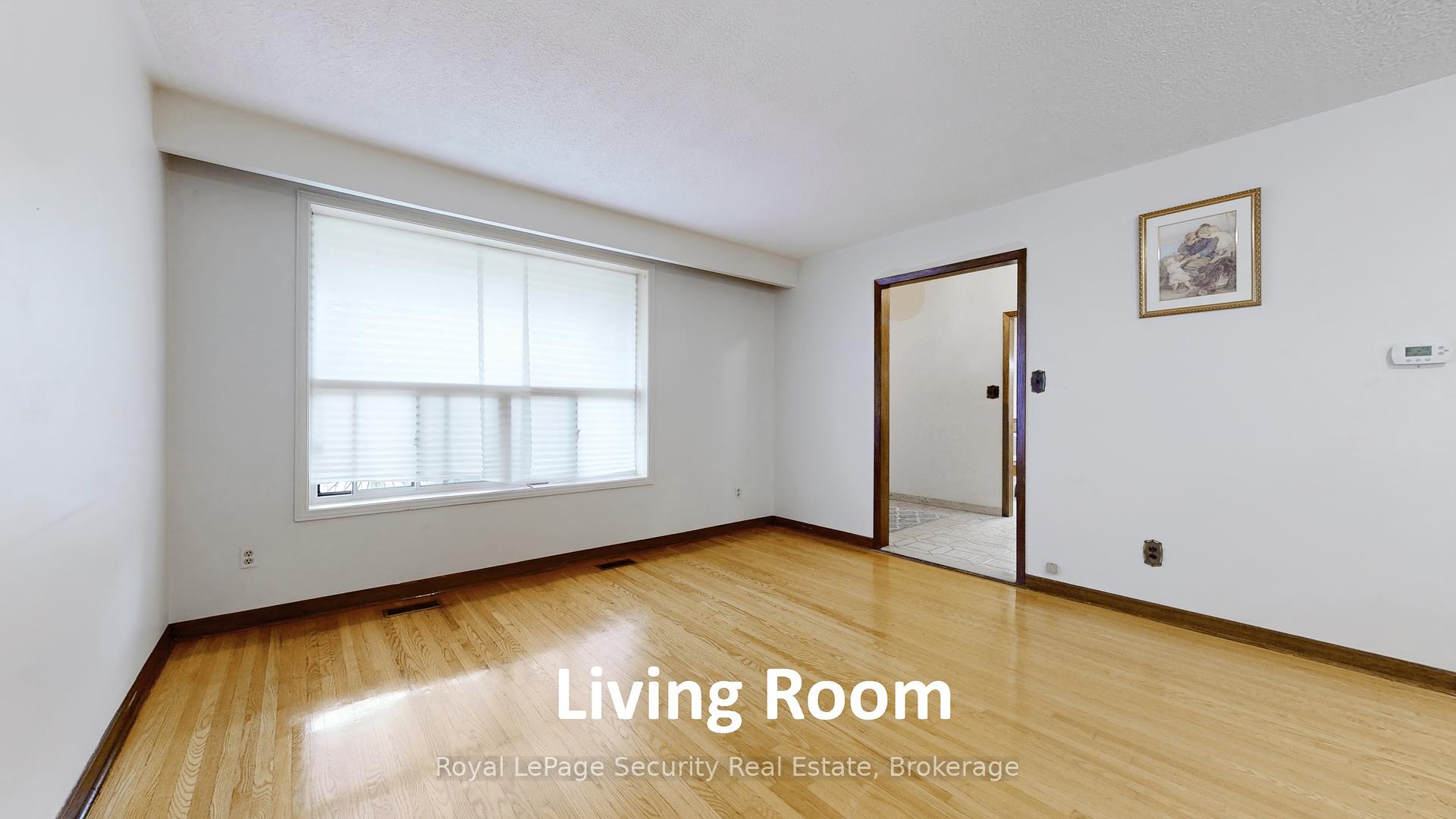 59 Roseglen Cres, Toronto, ON M3N1G7 | 4 Bedroom 2 Bathroom Detached House | Image 7