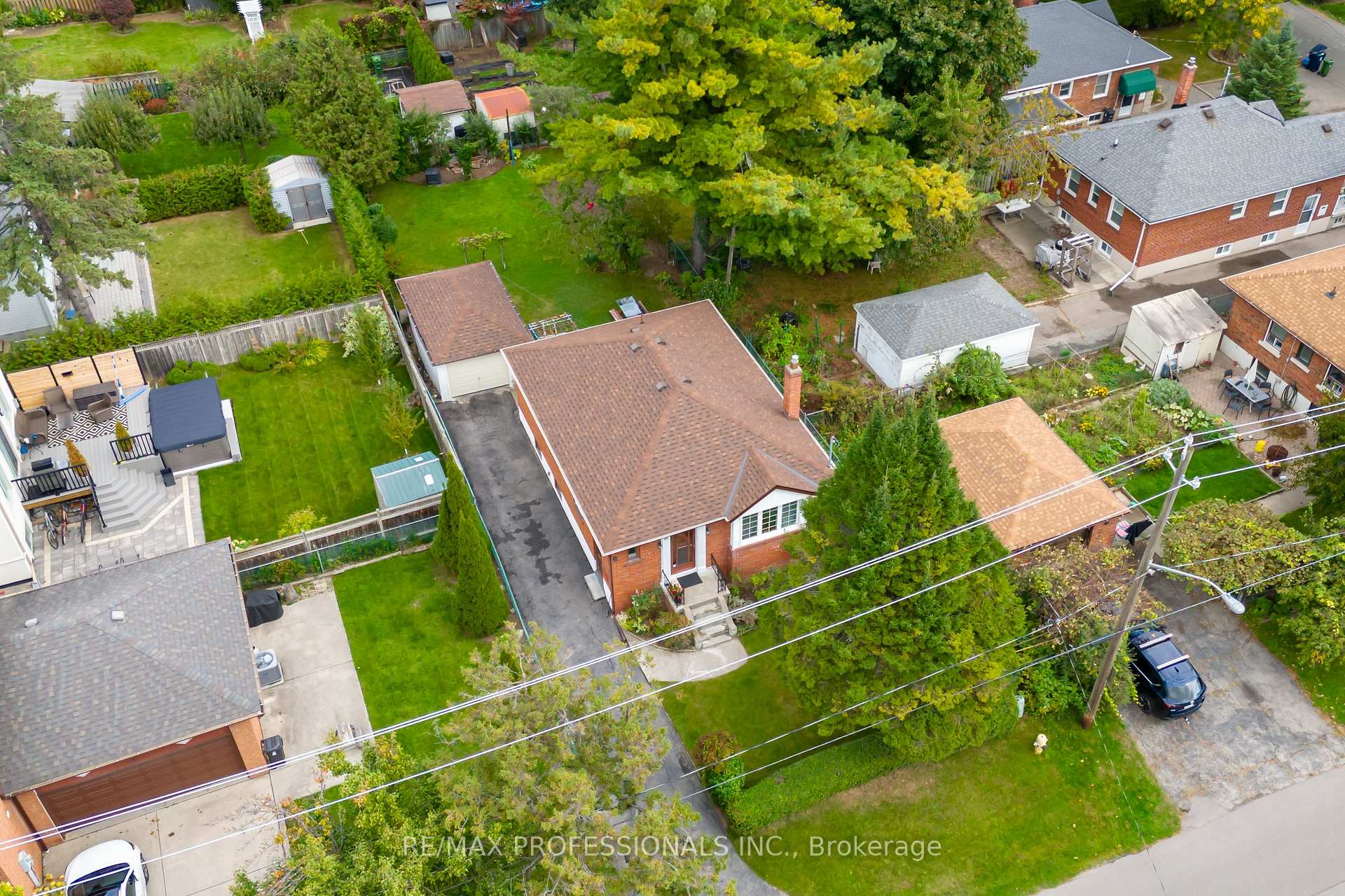 312 Dalesford Rd, Toronto, ON M8Y1G7 | 3 Bedroom 2 Bathroom Detached House | Image 11