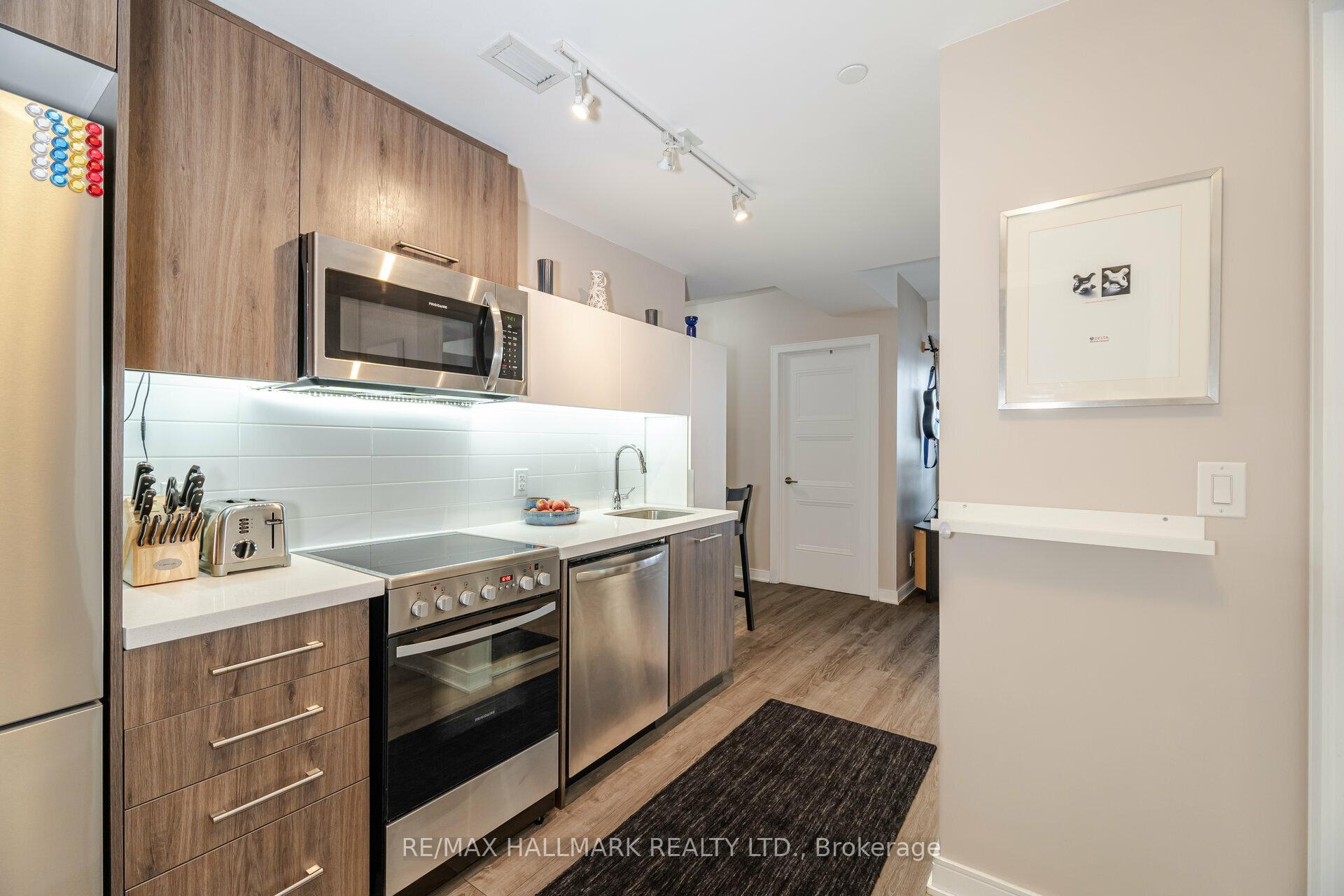 #502 - 1 Neighbourhood Lane, Toronto, ON M8Y0C2 | 1 Bedroom 1 Bathroom Condo Apt | Image 11