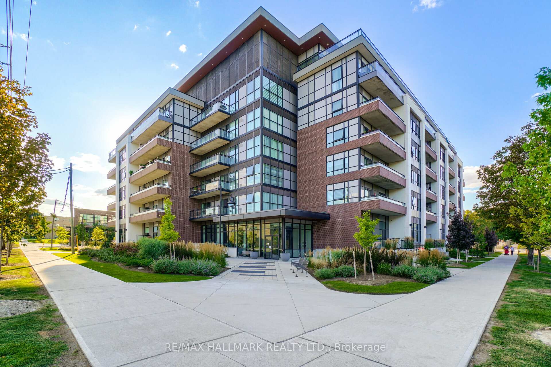 #502 - 1 Neighbourhood Lane, Toronto, ON M8Y0C2 | 1 Bedroom 1 Bathroom Condo Apt | Image 2