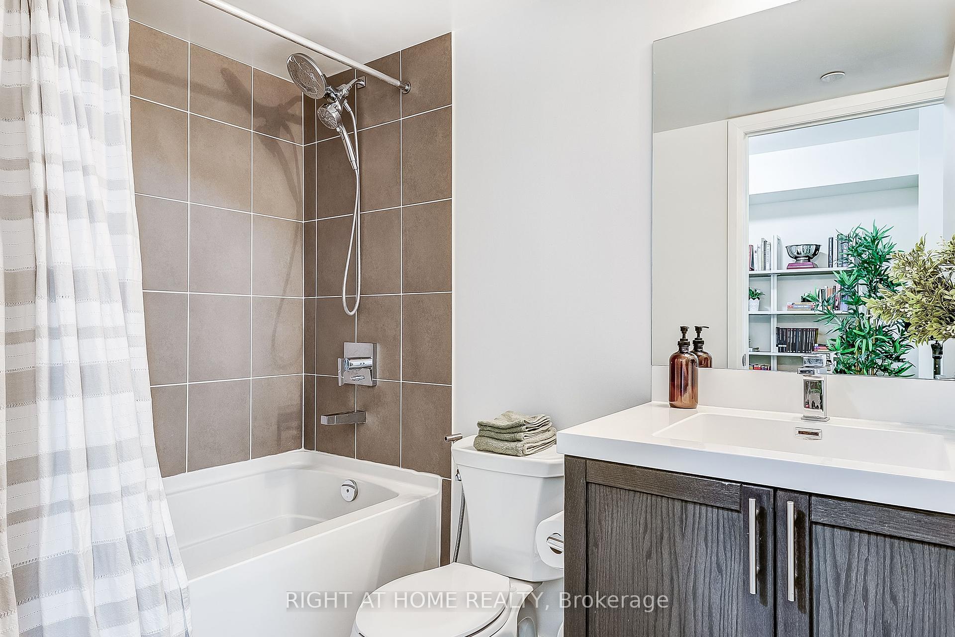 #520 - 3091 Dufferin St, Toronto, ON M6A0C4 | 1 Bedroom 1 Bathroom Condo Apt | Image 11