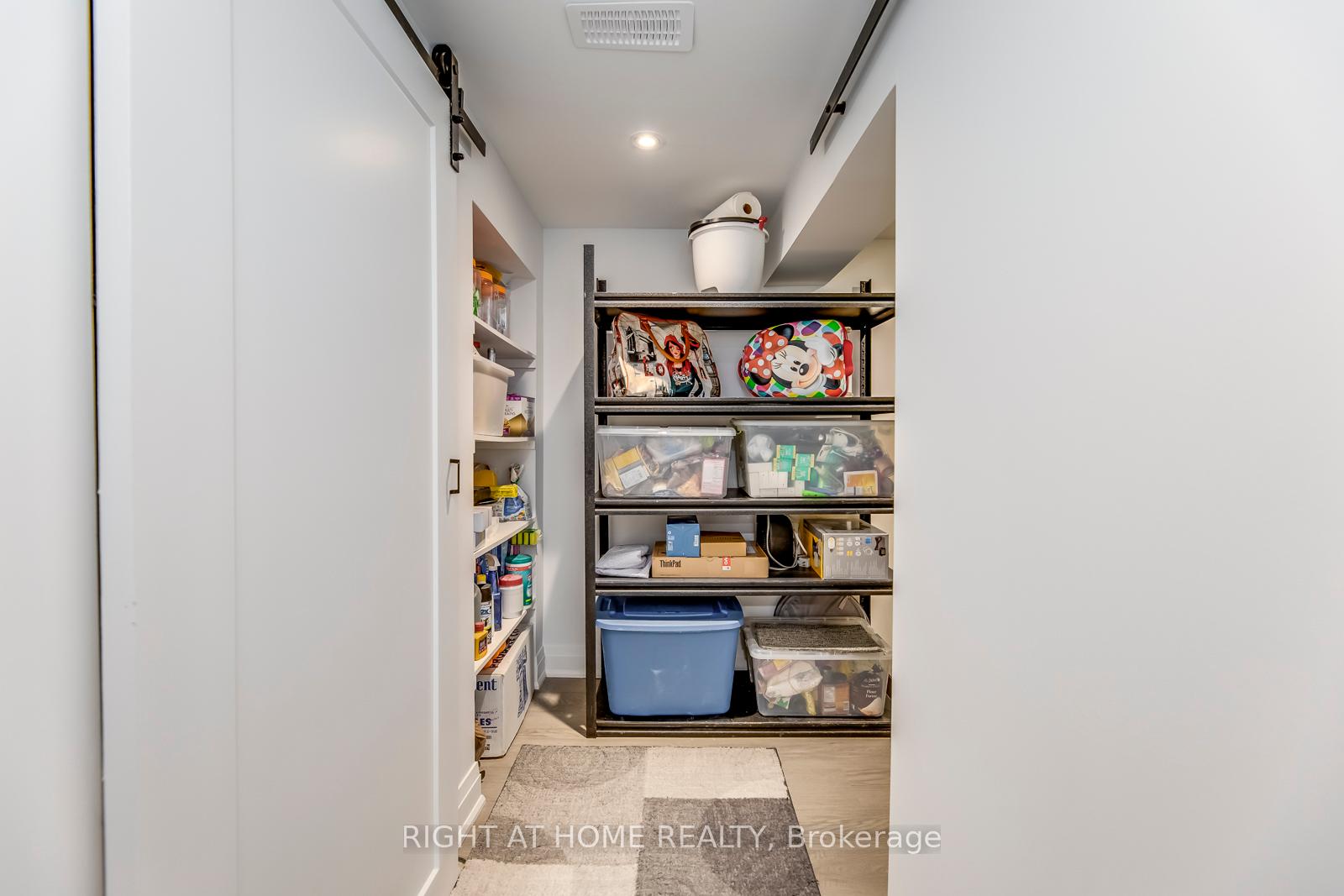 5 Saunders Cres, Toronto, ON M8Y2P7 | 3 Bedroom 4 Bathroom Detached House | Image 33