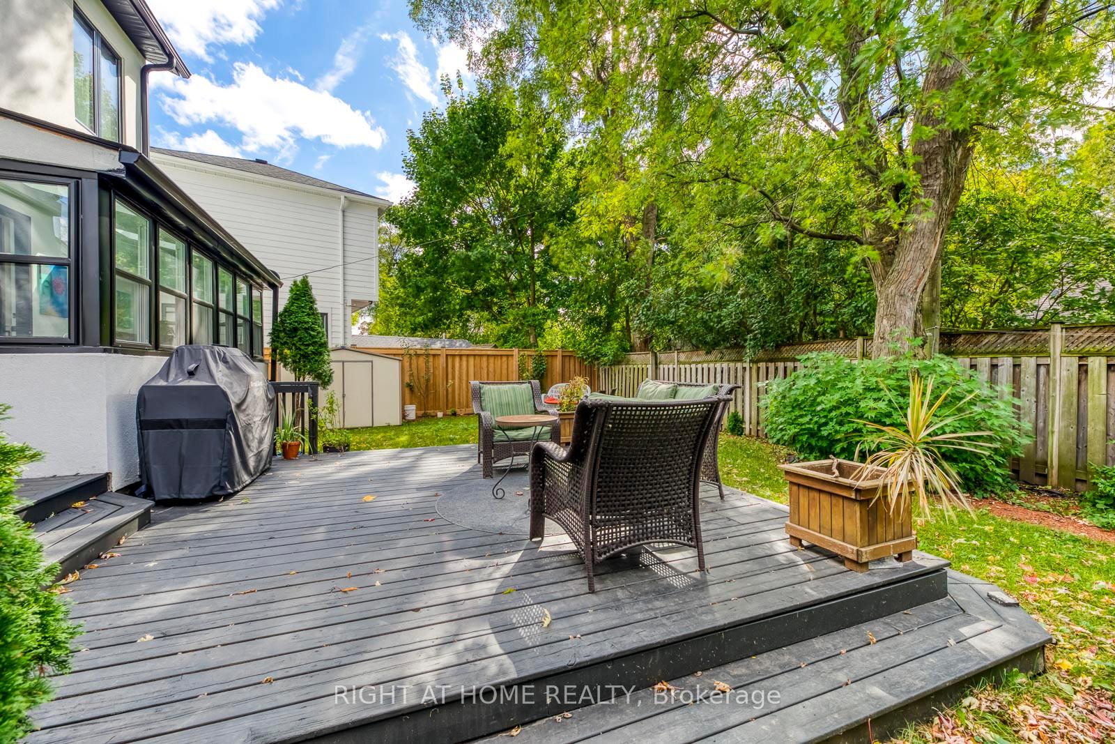 5 Saunders Cres, Toronto, ON M8Y2P7 | 3 Bedroom 4 Bathroom Detached House | Image 37
