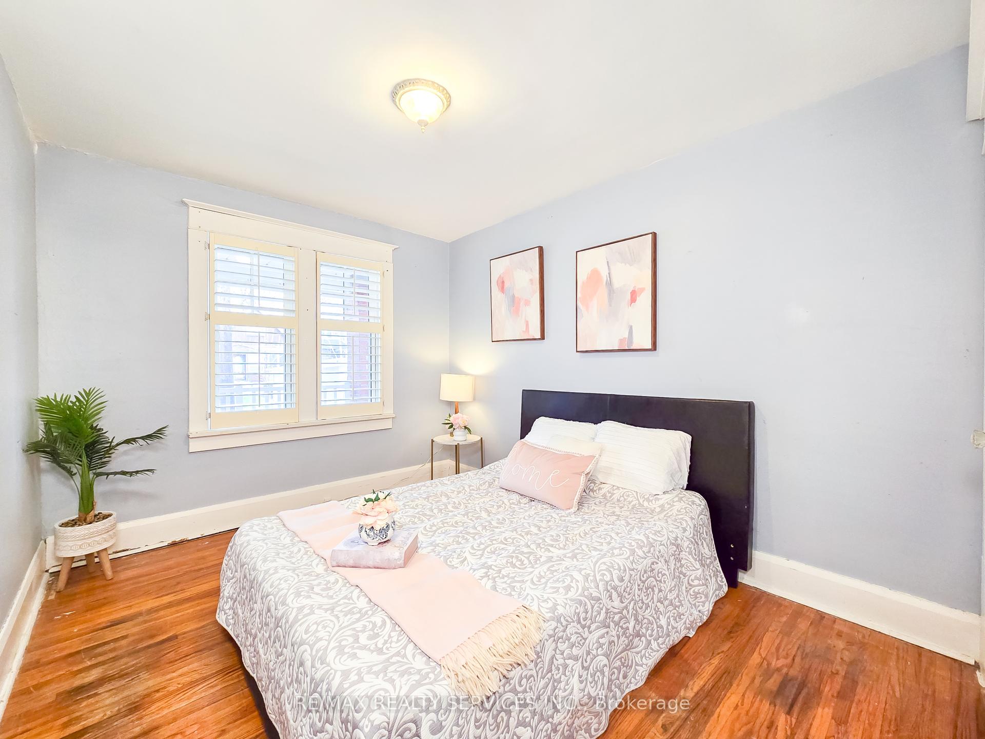 36 Seventh St, Toronto, ON M8V3B2 | 2 Bedroom 1 Bathroom Detached House | Image 13