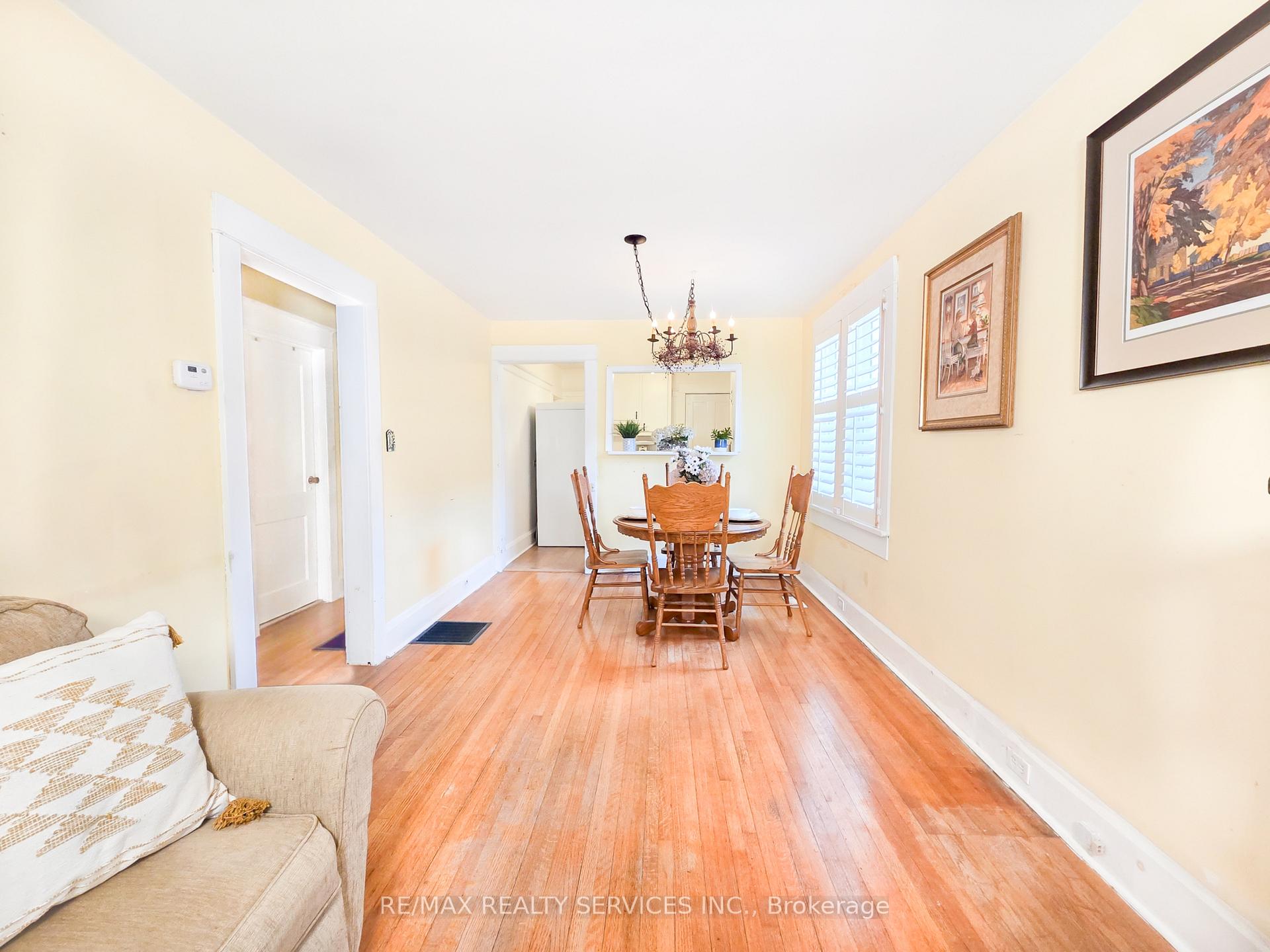 36 Seventh St, Toronto, ON M8V3B2 | 2 Bedroom 1 Bathroom Detached House | Image 7