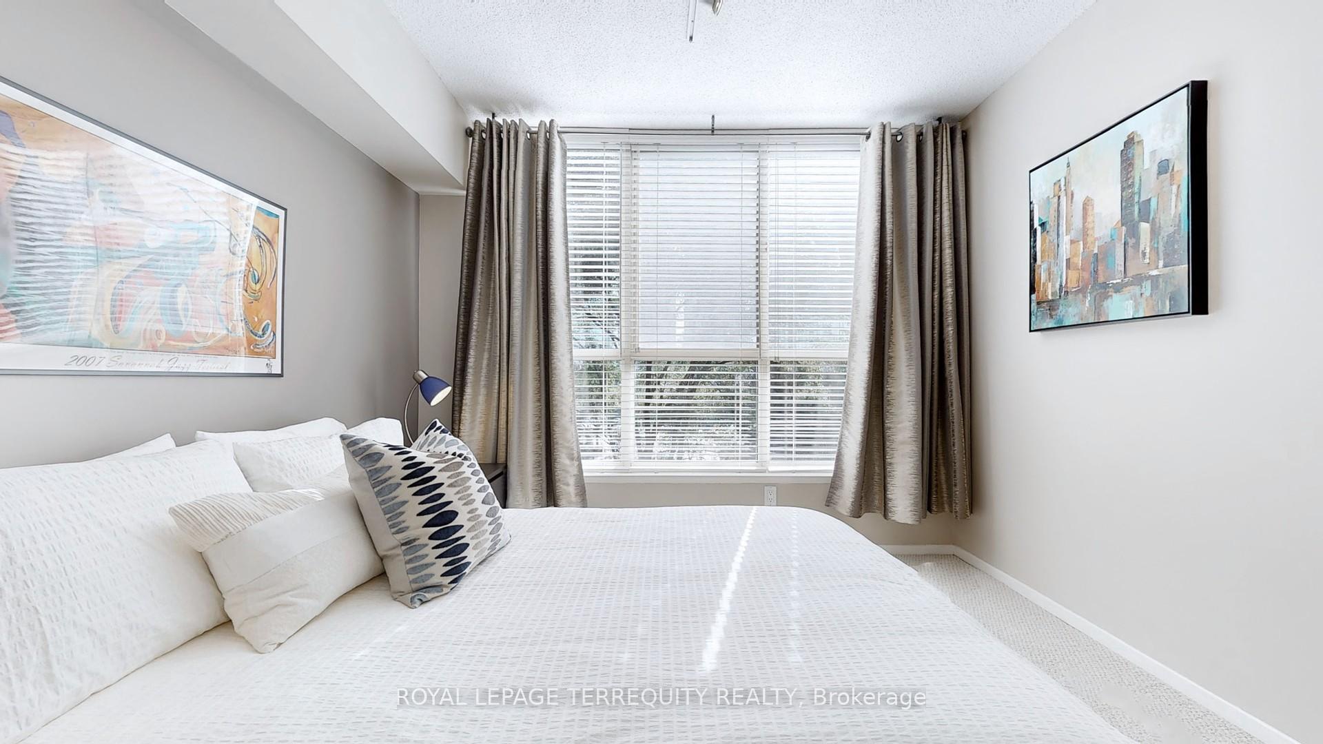 #511 - 20 Southport St, Toronto, ON M6S4Y8 | 1 Bedroom 1 Bathroom Condo Apt | Image 14