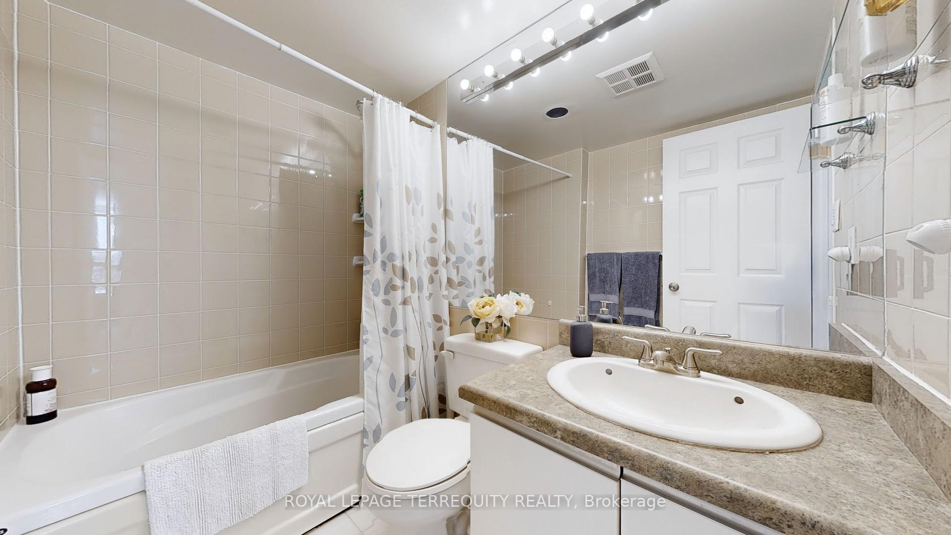 #511 - 20 Southport St, Toronto, ON M6S4Y8 | 1 Bedroom 1 Bathroom Condo Apt | Image 17