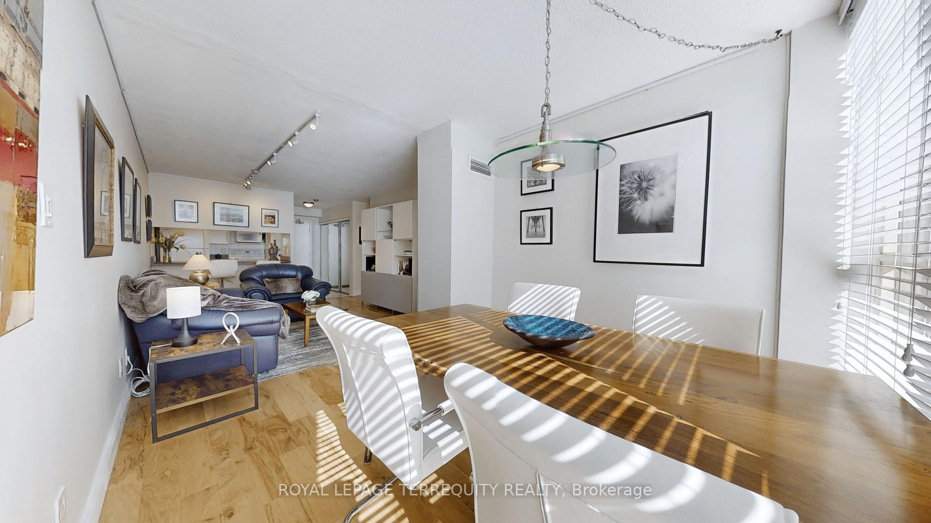 #511 - 20 Southport St, Toronto, ON M6S4Y8 | 1 Bedroom 1 Bathroom Condo Apt | Image 5