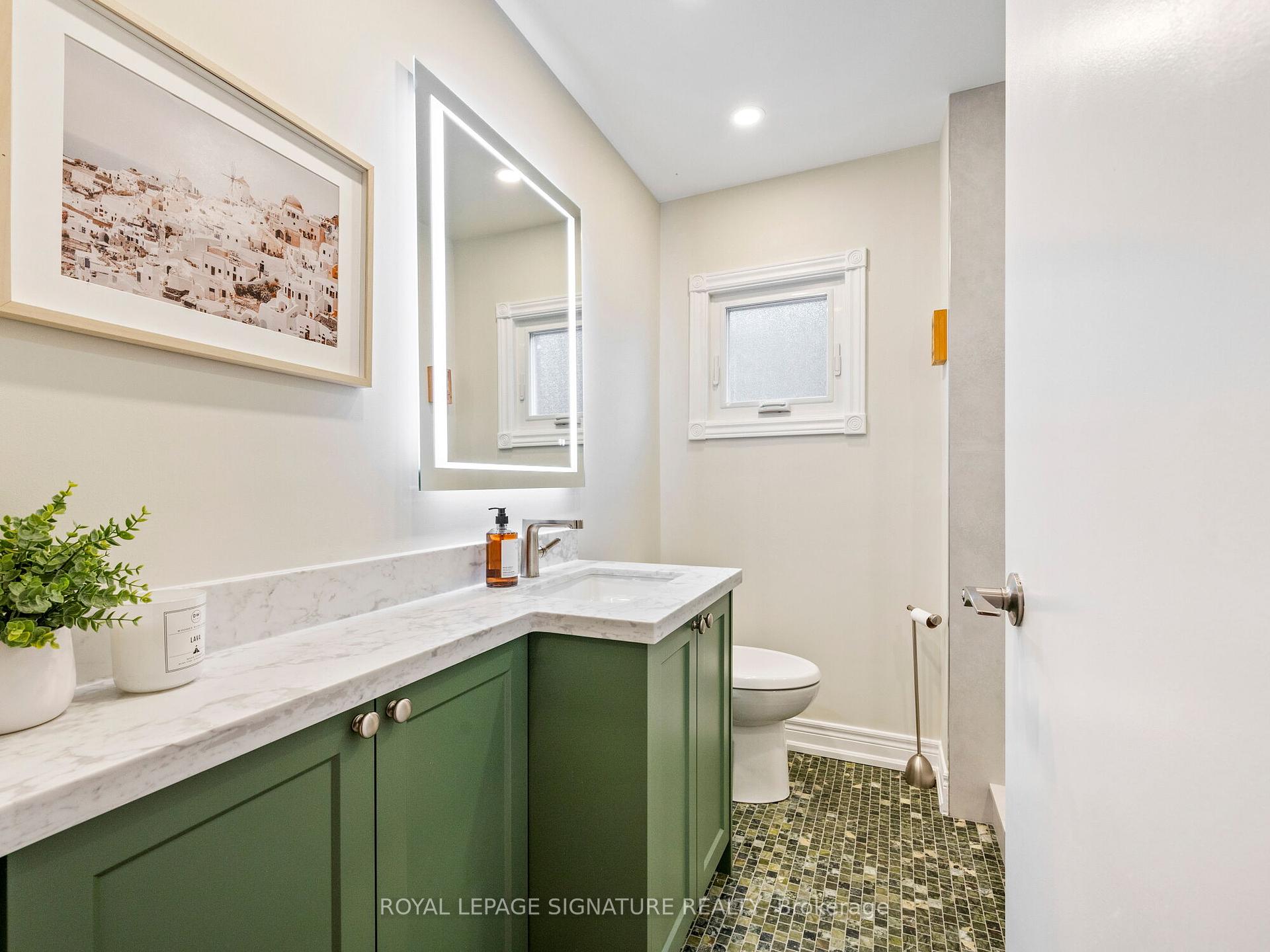 914 Royal York Rd, Toronto, ON M8Y2V7 | 3 Bedroom 2 Bathroom Detached House | Image 23