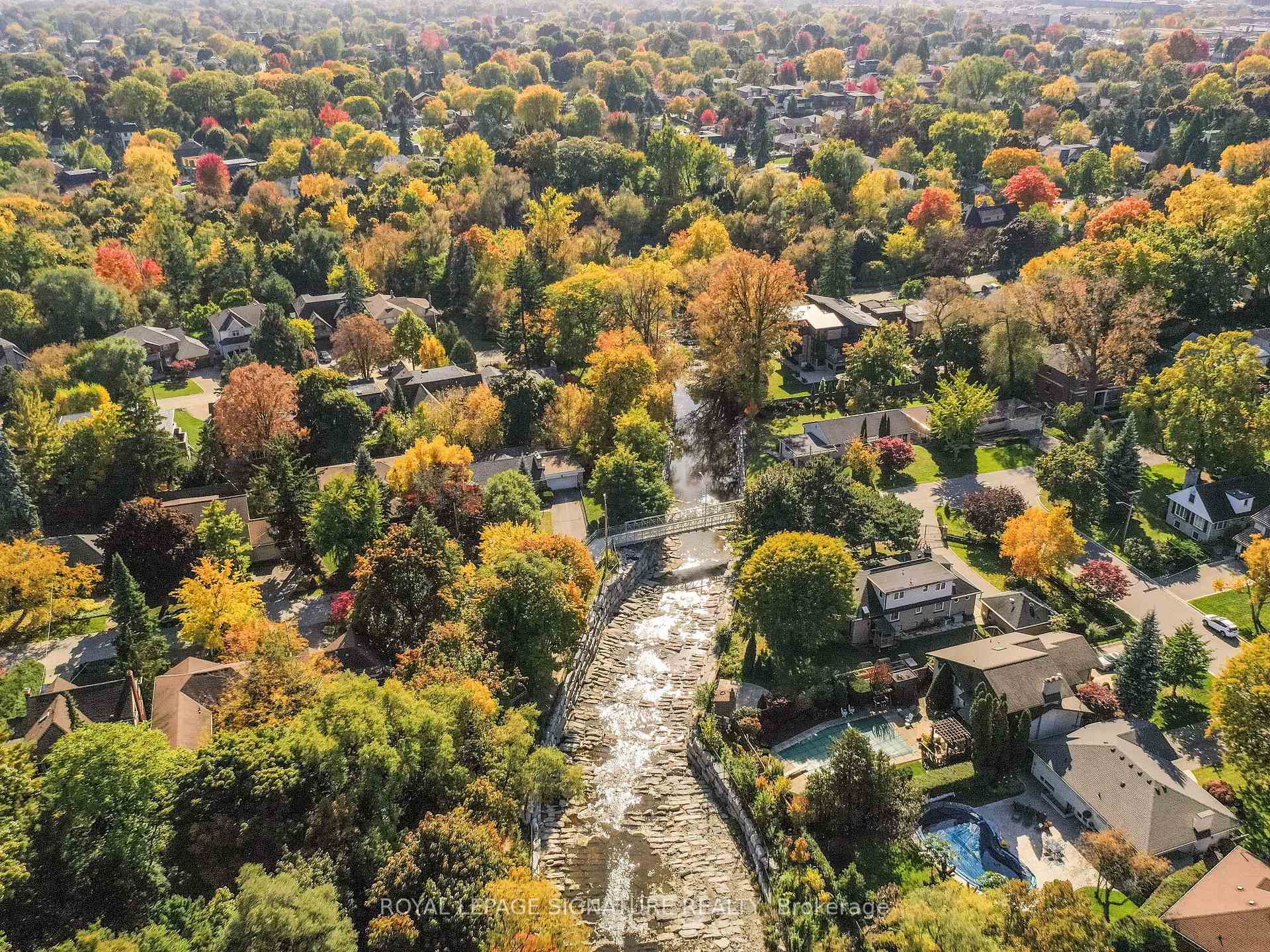 914 Royal York Rd, Toronto, ON M8Y2V7 | 3 Bedroom 2 Bathroom Detached House | Image 40