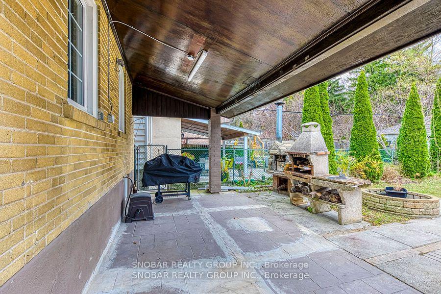 533A McRoberts Ave, Toronto, ON M6E4R5 | 3 Bedroom 2 Bathroom Detached House | Image 29