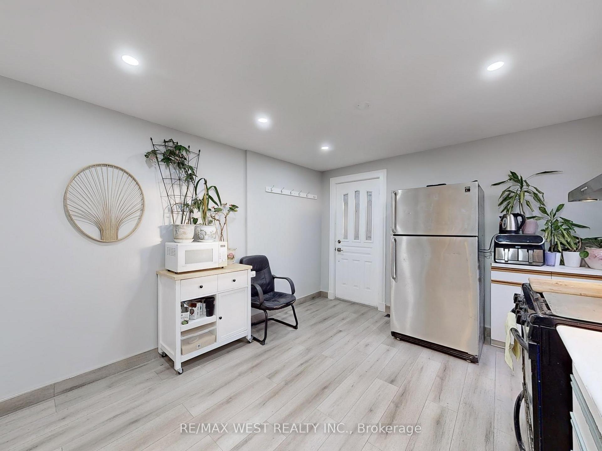 47 Lindner St, Toronto, ON M6N1B3 | 3 Bedroom 2 Bathroom Semi-Detached House | Image 11