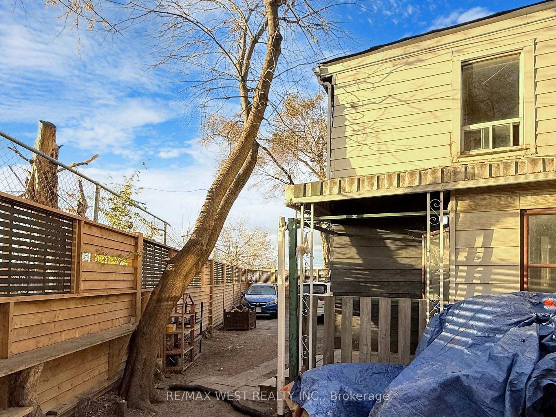 47 Lindner St, Toronto, ON M6N1B3 | 3 Bedroom 2 Bathroom Semi-Detached House | Image 27