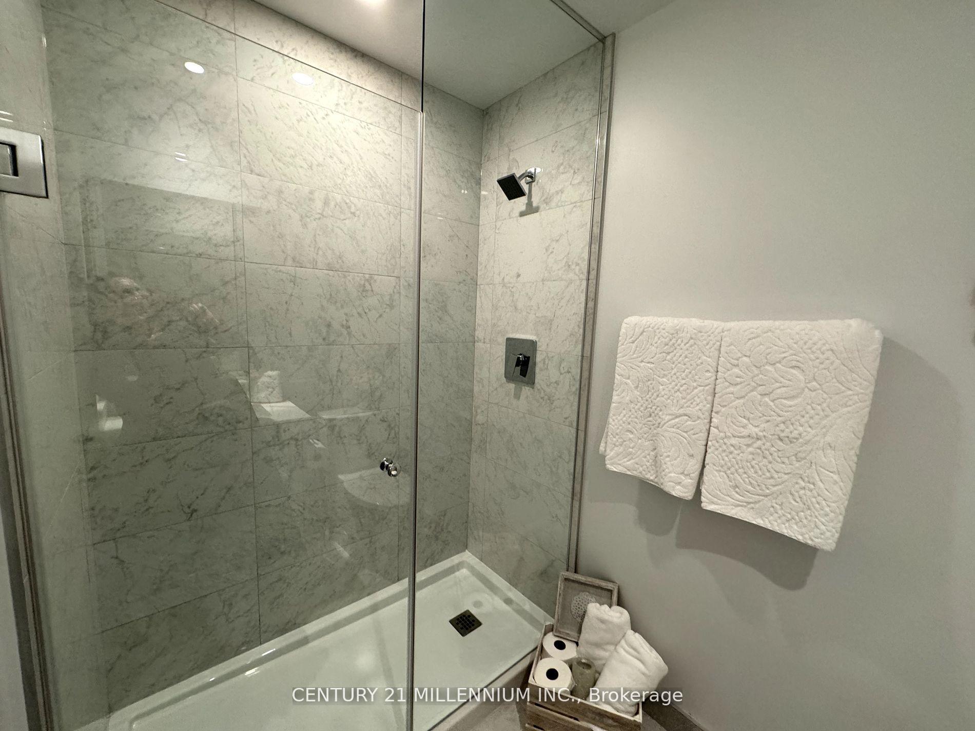 #3009 - 1926 Lakeshore Blvd, Toronto, ON M6S1A1 | 2 Bedroom 2 Bathroom Condo Apt | Image 16