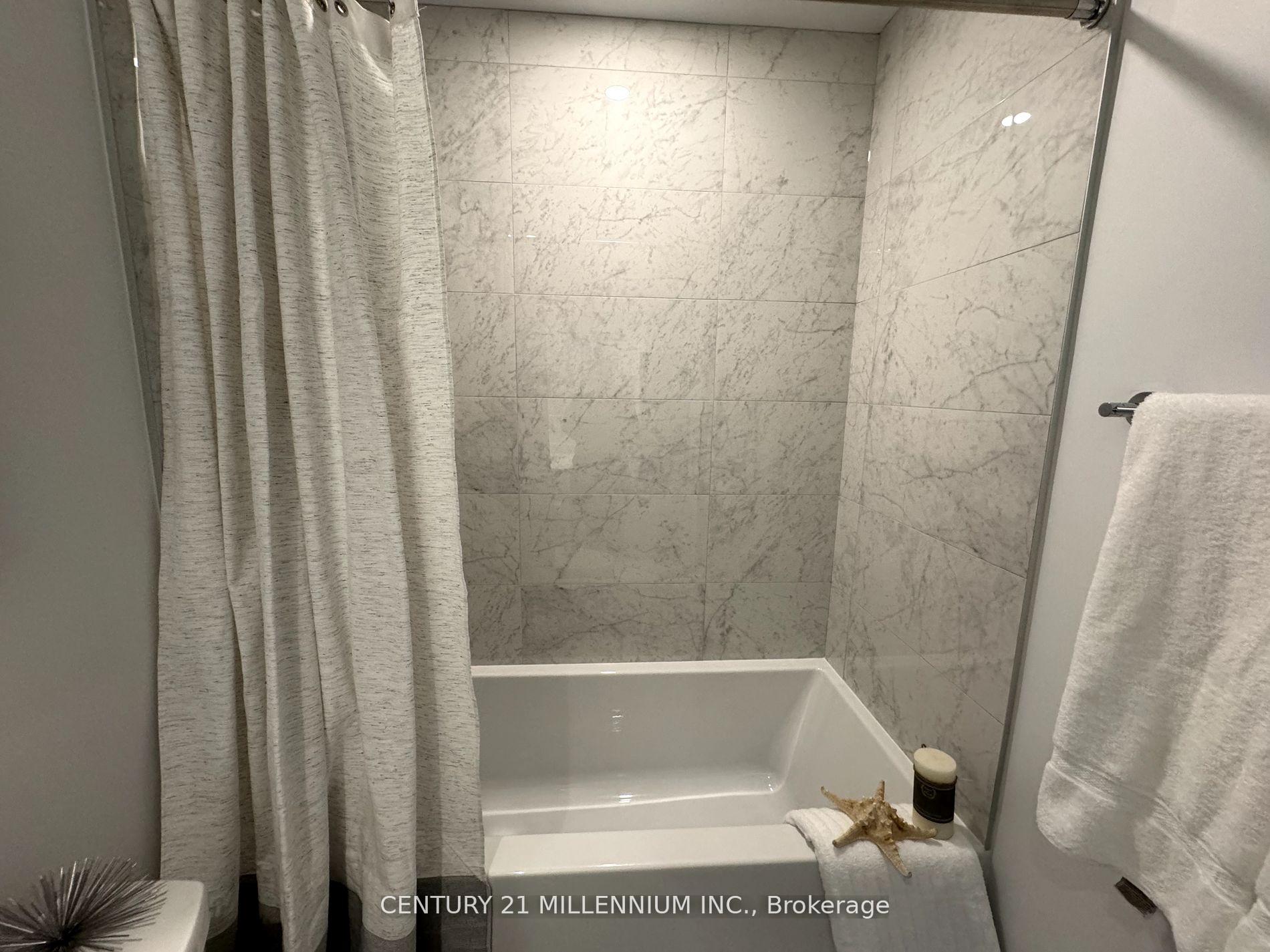 #3009 - 1926 Lakeshore Blvd, Toronto, ON M6S1A1 | 2 Bedroom 2 Bathroom Condo Apt | Image 24