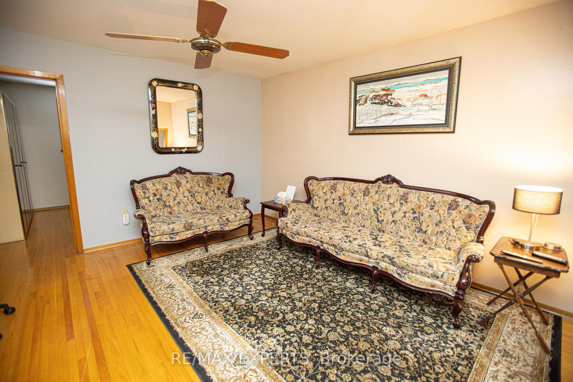 264 Nairn Ave, Toronto, ON M6E4H6 | 3 Bedroom 2 Bathroom Detached House | Image 10