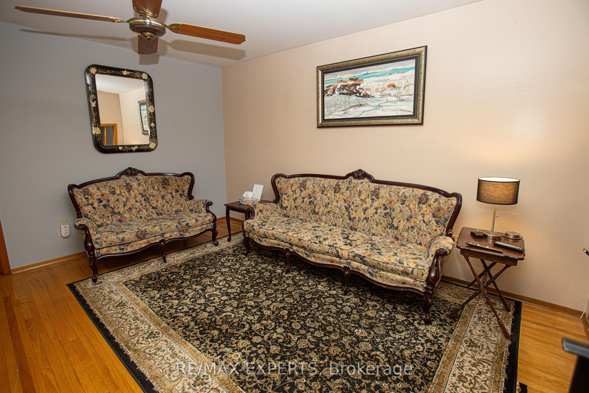 264 Nairn Ave, Toronto, ON M6E4H6 | 3 Bedroom 2 Bathroom Detached House | Image 8