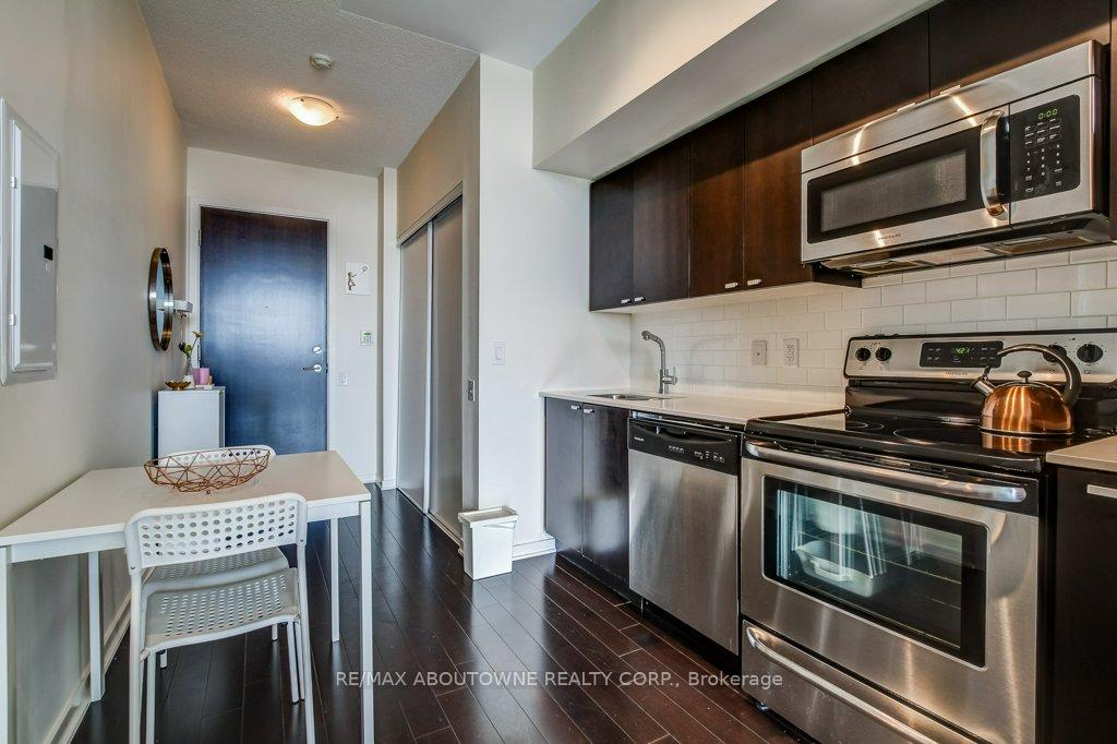 #1508 - 105 The Queens Way, Toronto, ON M6S5B5 | 1 Bedroom 1 Bathroom Condo Apt | Image 5