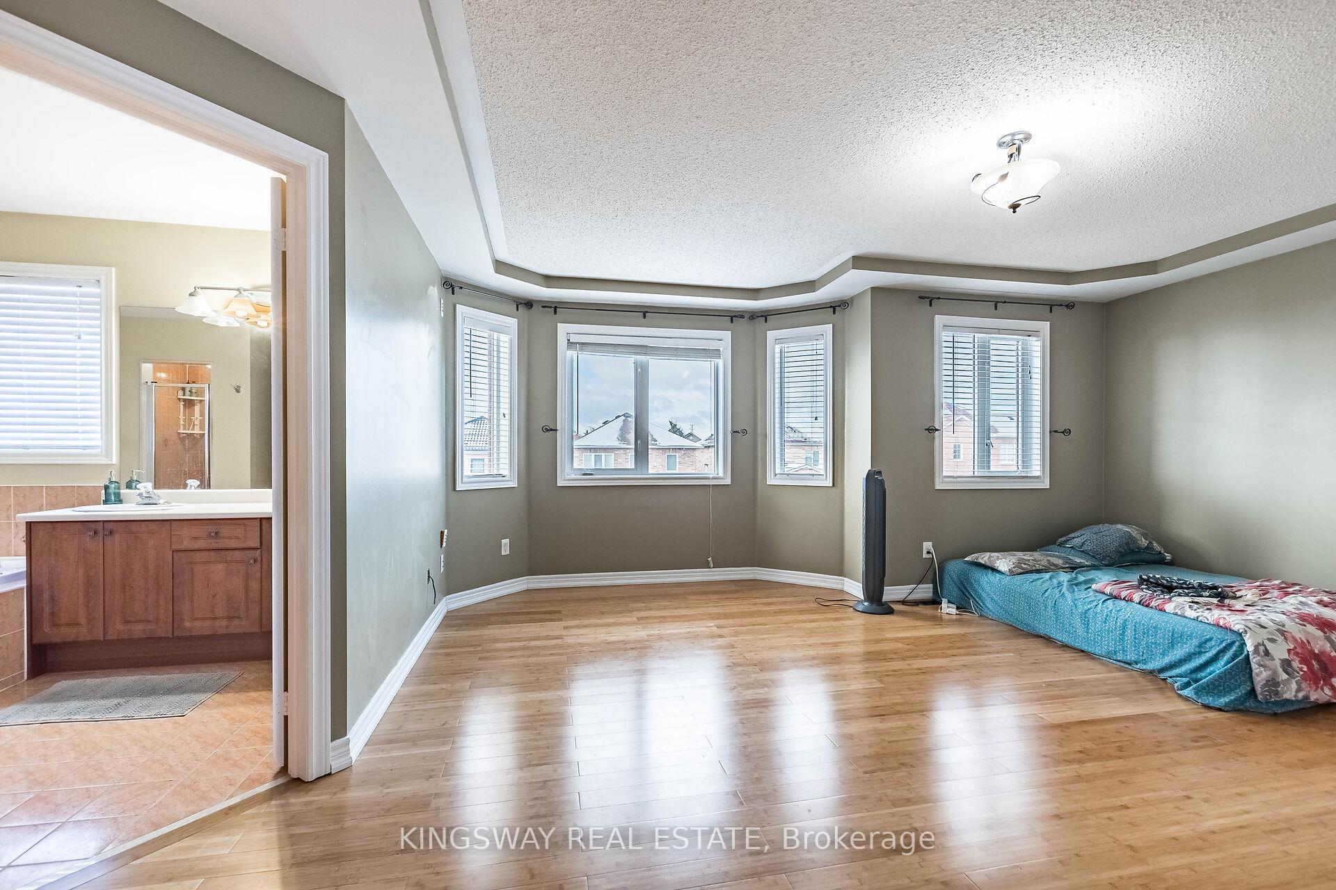 767 Sombrero Way, Mississauga, ON L5W1S8 | 4 Bedroom 4 Bathroom Detached House | Image 18