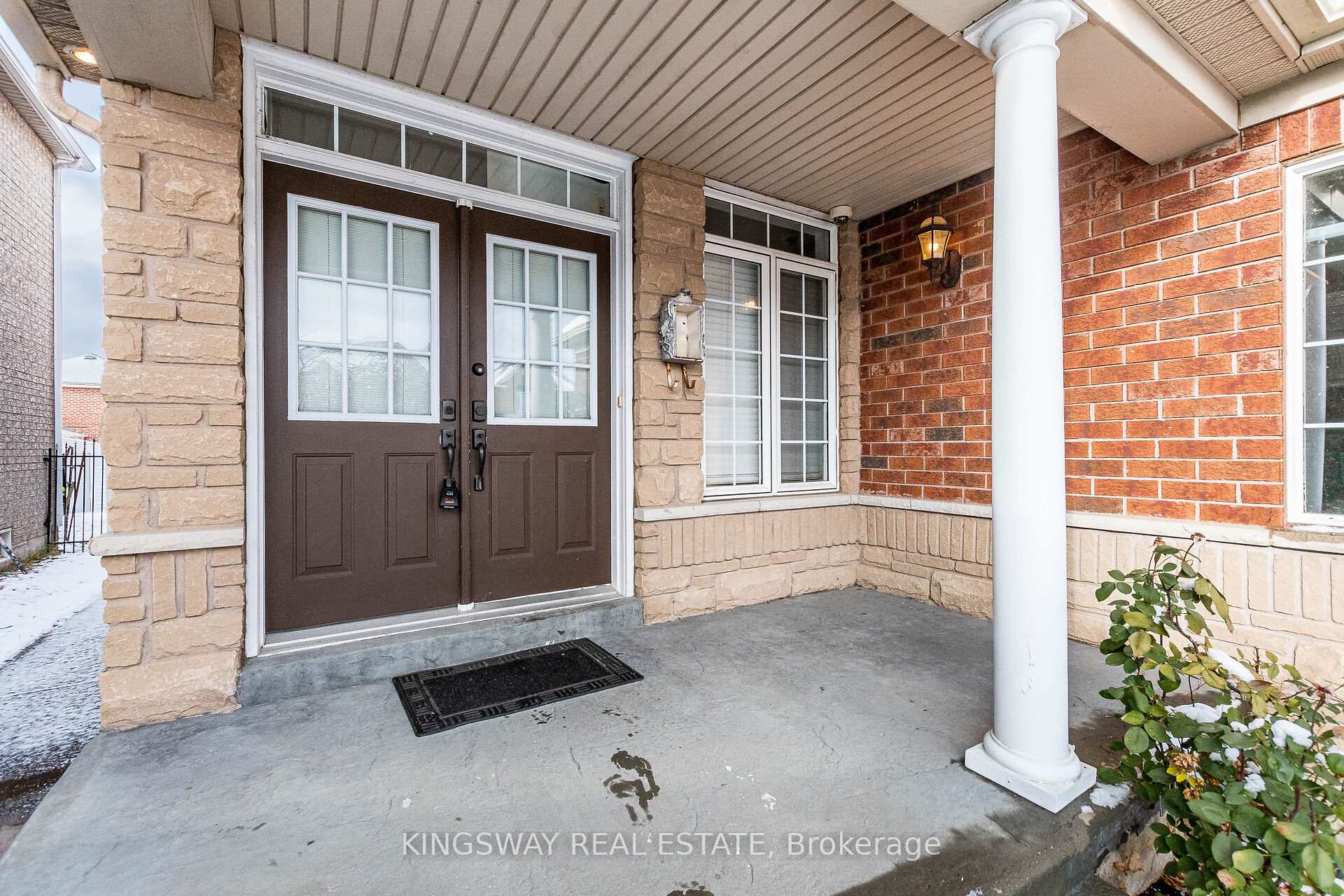 767 Sombrero Way, Mississauga, ON L5W1S8 | 4 Bedroom 4 Bathroom Detached House | Image 3