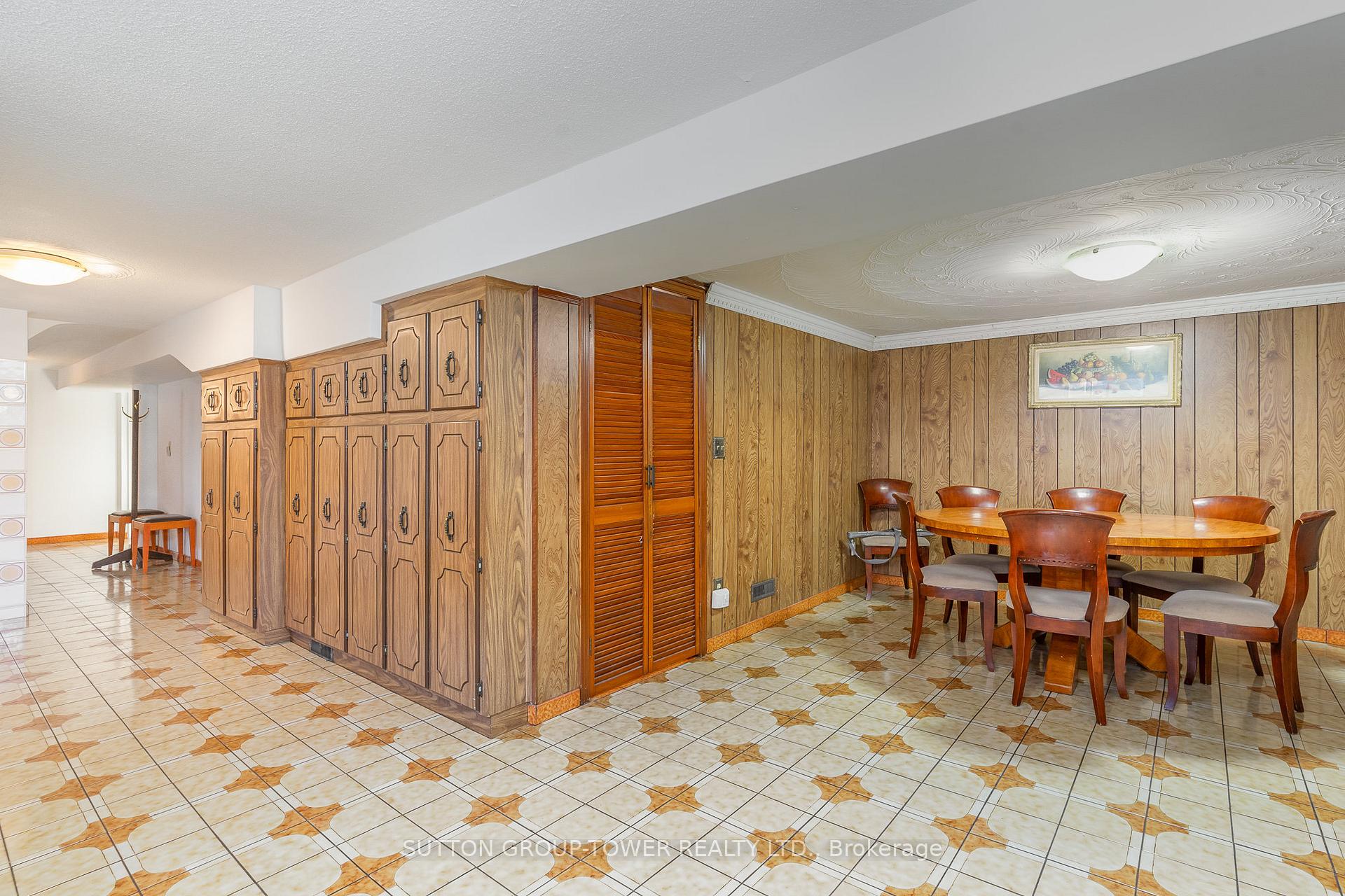 126 Giltspur Dr, Toronto, ON M3L1M9 | 3 Bedroom 2 Bathroom Semi-Detached House | Image 19