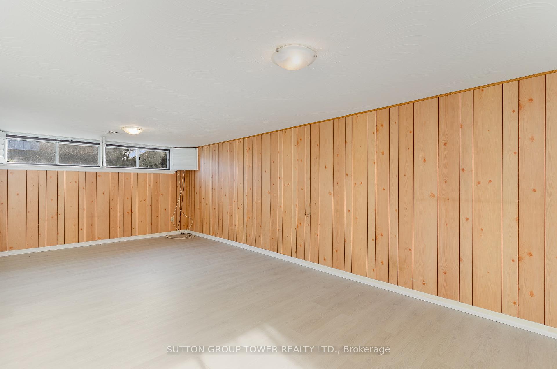 126 Giltspur Dr, Toronto, ON M3L1M9 | 3 Bedroom 2 Bathroom Semi-Detached House | Image 22