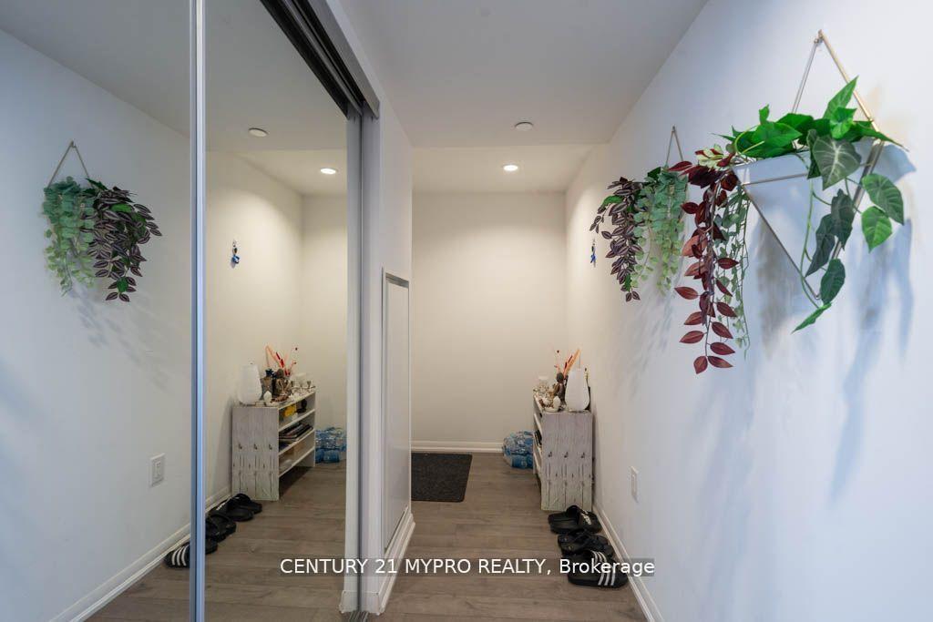 #1003 - 3091 Dufferin St, Toronto, ON M6A0C4 | 1 Bedroom 1 Bathroom Condo Apt | Image 4