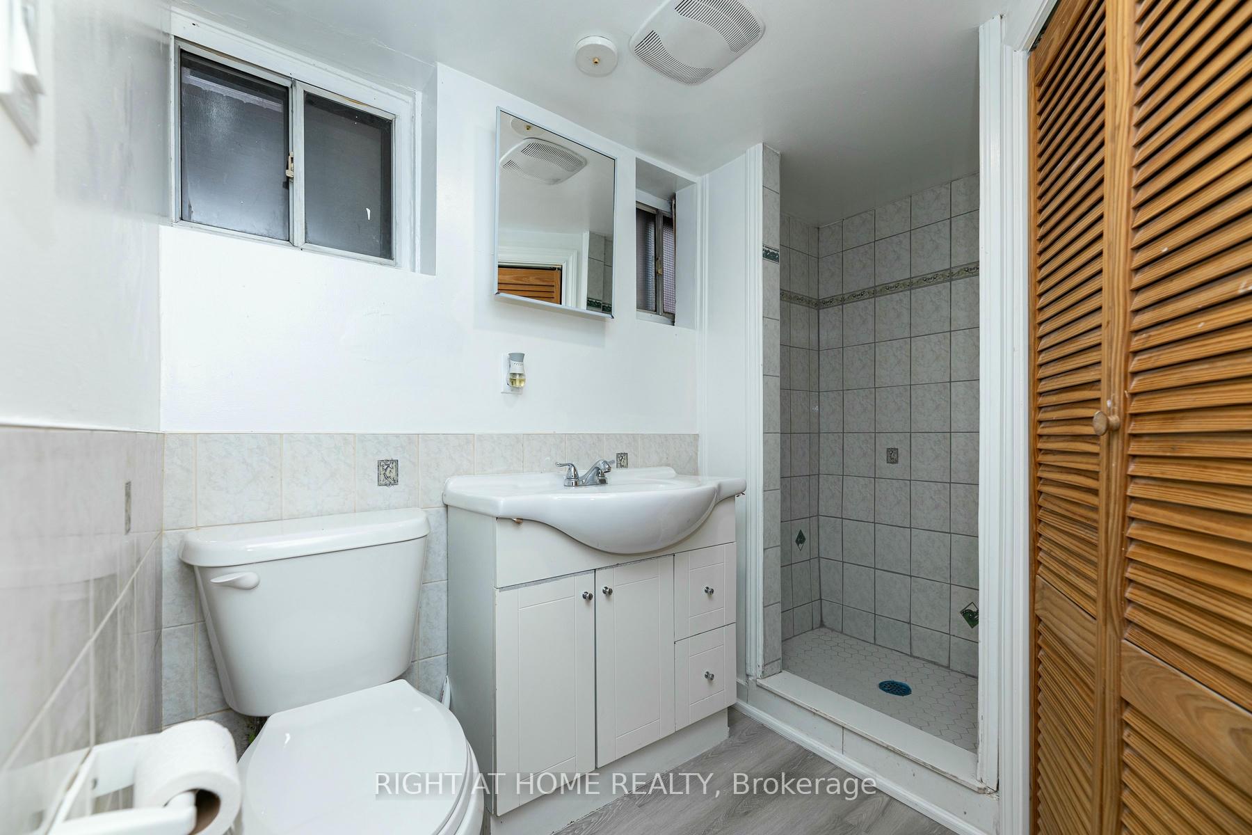 528 Old Weston Rd, Toronto, ON M6N3B1 | 3 Bedroom 2 Bathroom Semi-Detached House | Image 32