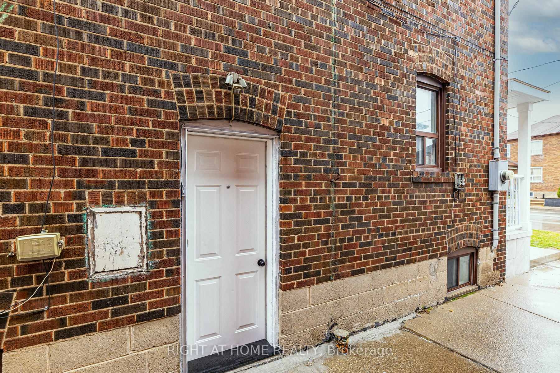 528 Old Weston Rd, Toronto, ON M6N3B1 | 3 Bedroom 2 Bathroom Semi-Detached House | Image 33