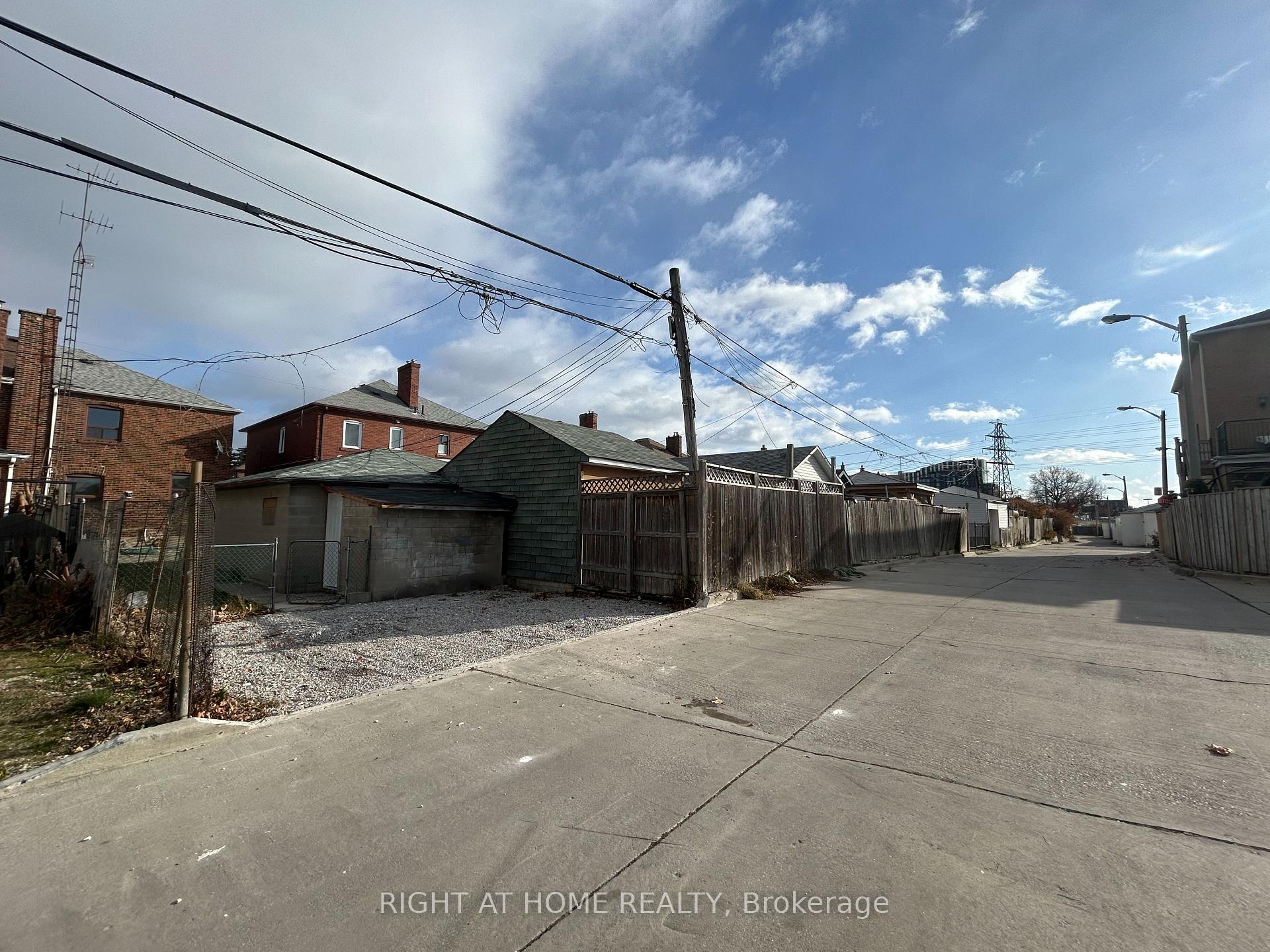 528 Old Weston Rd, Toronto, ON M6N3B1 | 3 Bedroom 2 Bathroom Semi-Detached House | Image 38