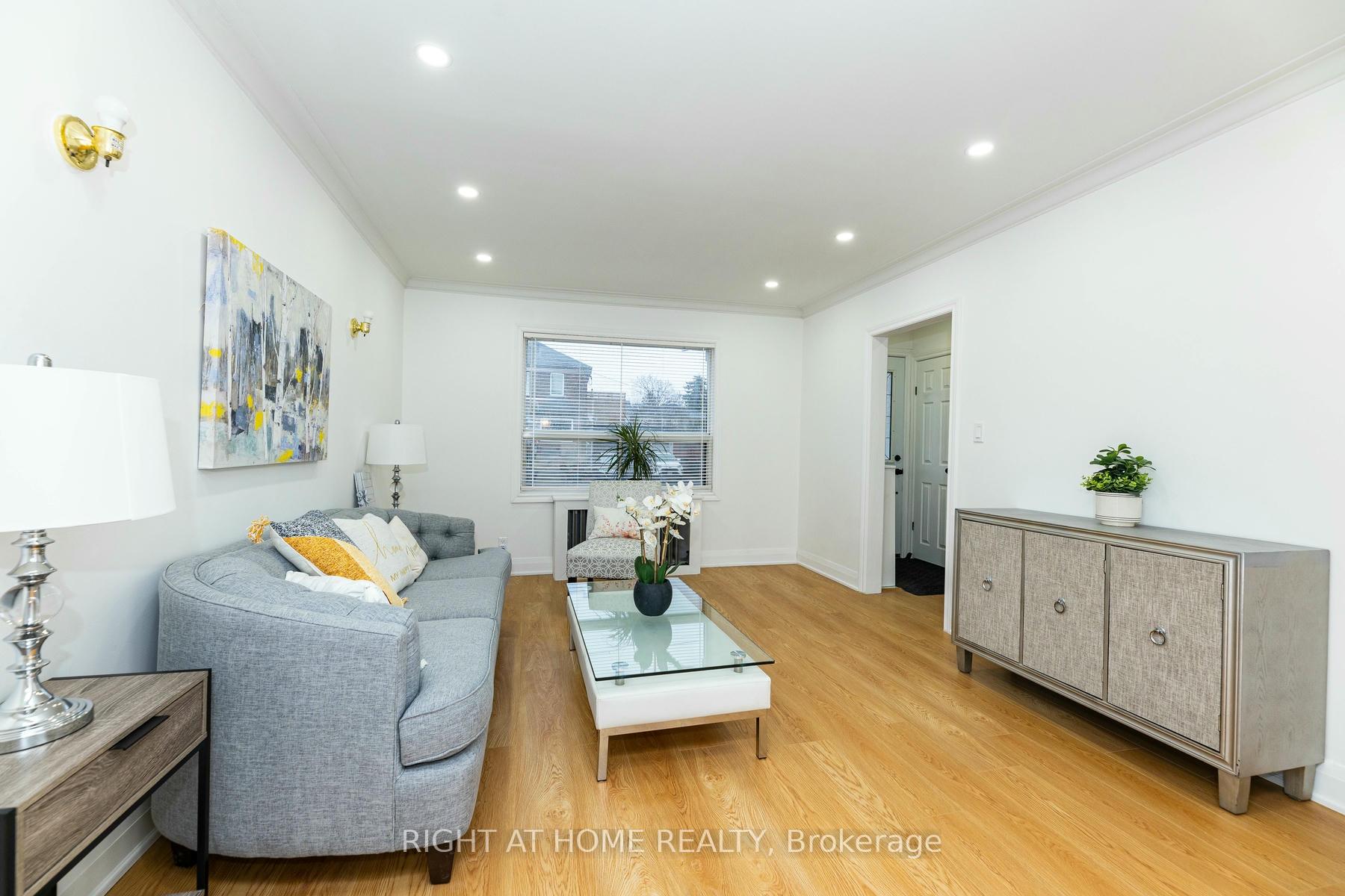 528 Old Weston Rd, Toronto, ON M6N3B1 | 3 Bedroom 2 Bathroom Semi-Detached House | Image 7