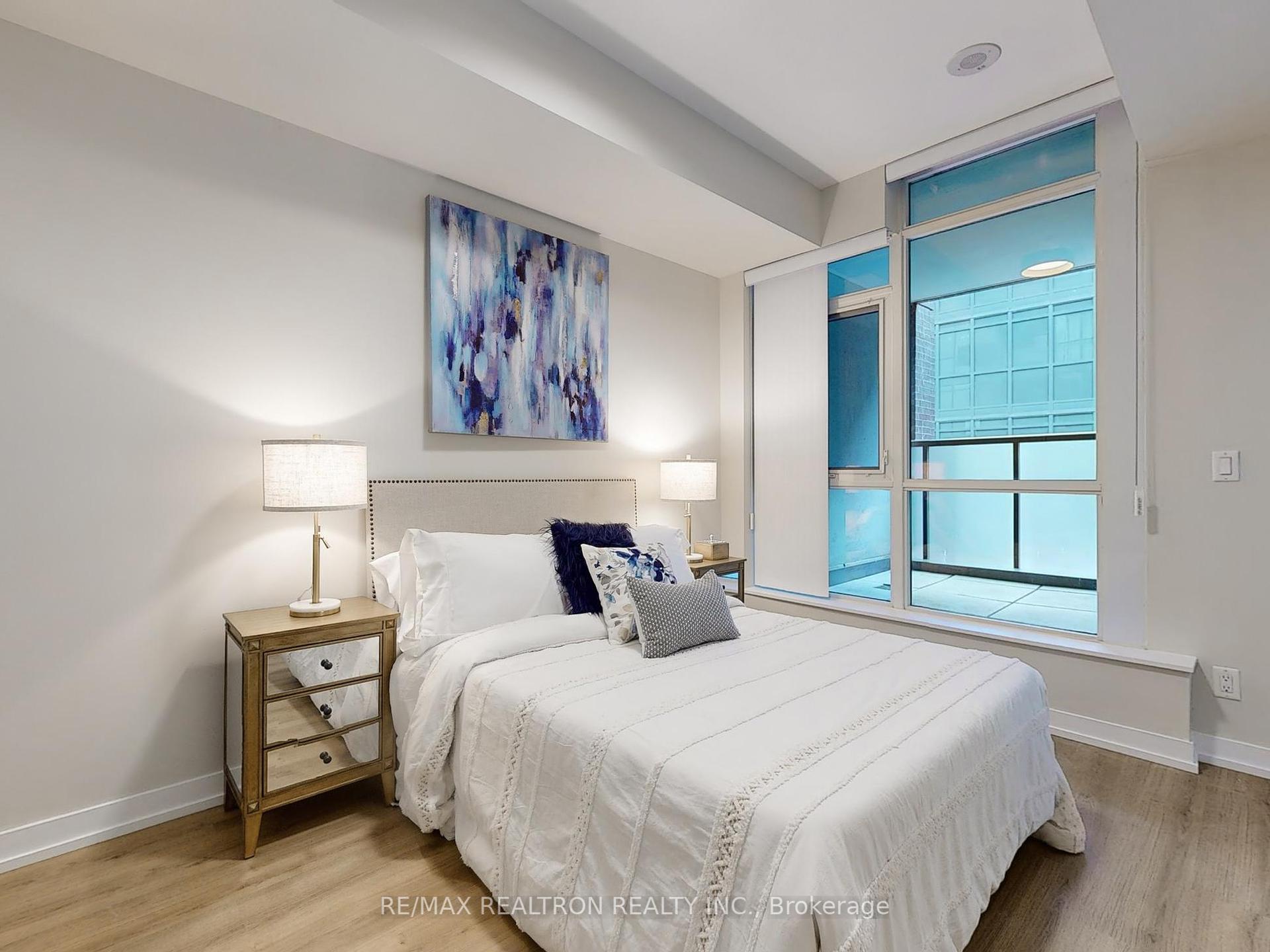 #302 - 36 Howard Park Ave, Toronto, ON M6R1V5 | 1 Bedroom 1 Bathroom Condo Apt | Image 19