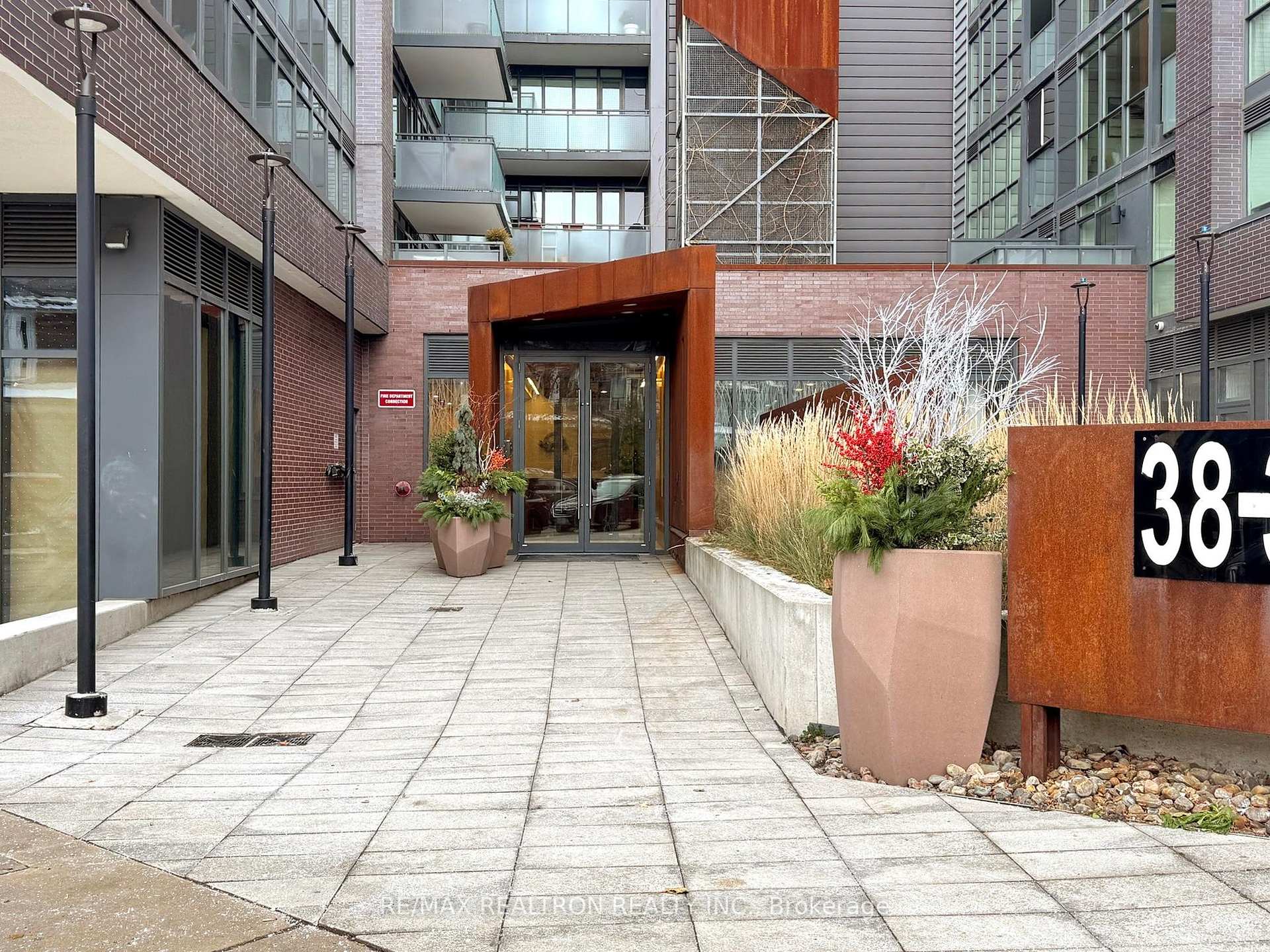 #302 - 36 Howard Park Ave, Toronto, ON M6R1V5 | 1 Bedroom 1 Bathroom Condo Apt | Image 5