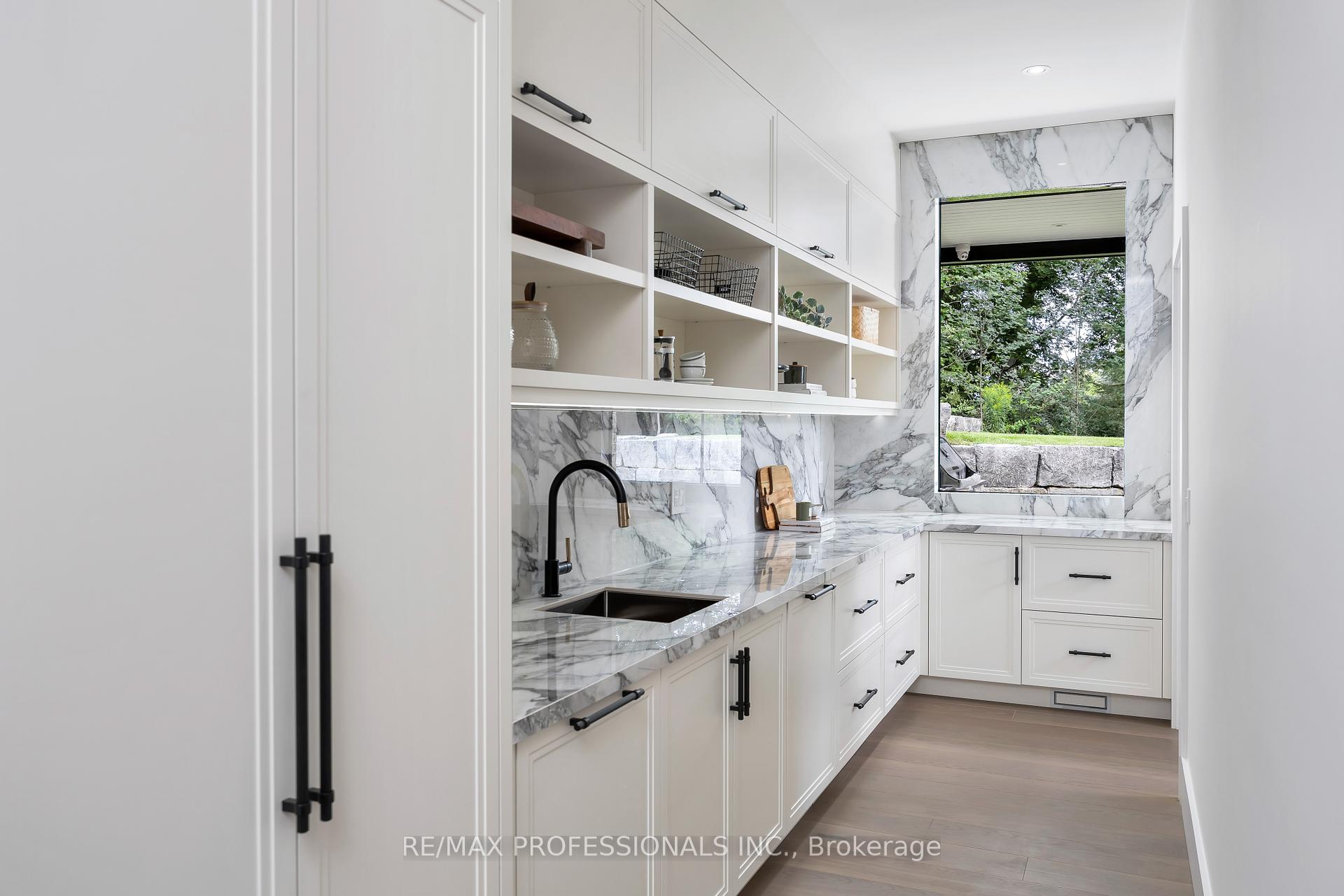 15 Edenbrook Hill, Toronto, ON M9A3Z7 | 4 Bedroom 7 Bathroom Detached House | Image 14