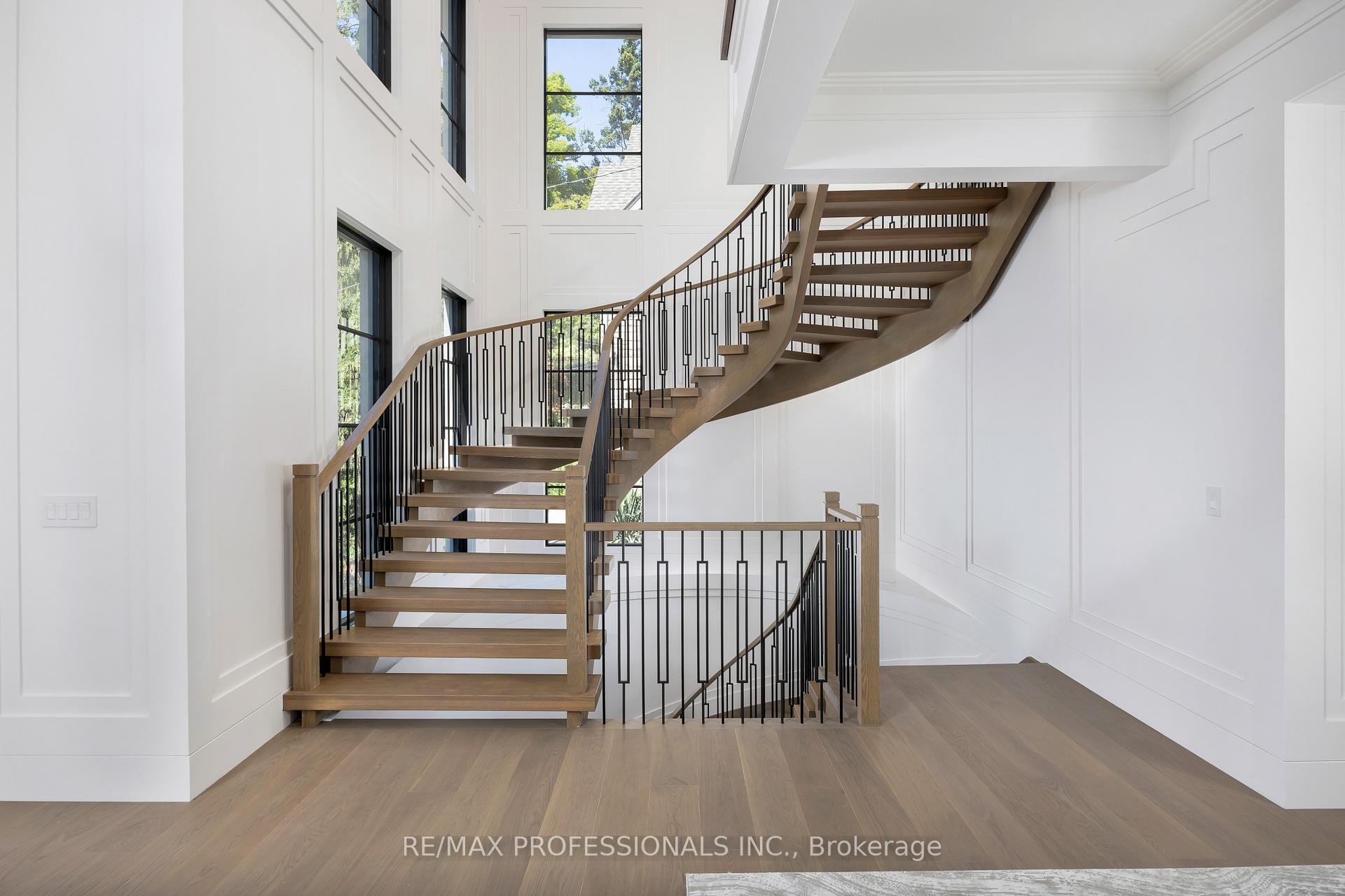 15 Edenbrook Hill, Toronto, ON M9A3Z7 | 4 Bedroom 7 Bathroom Detached House | Image 17