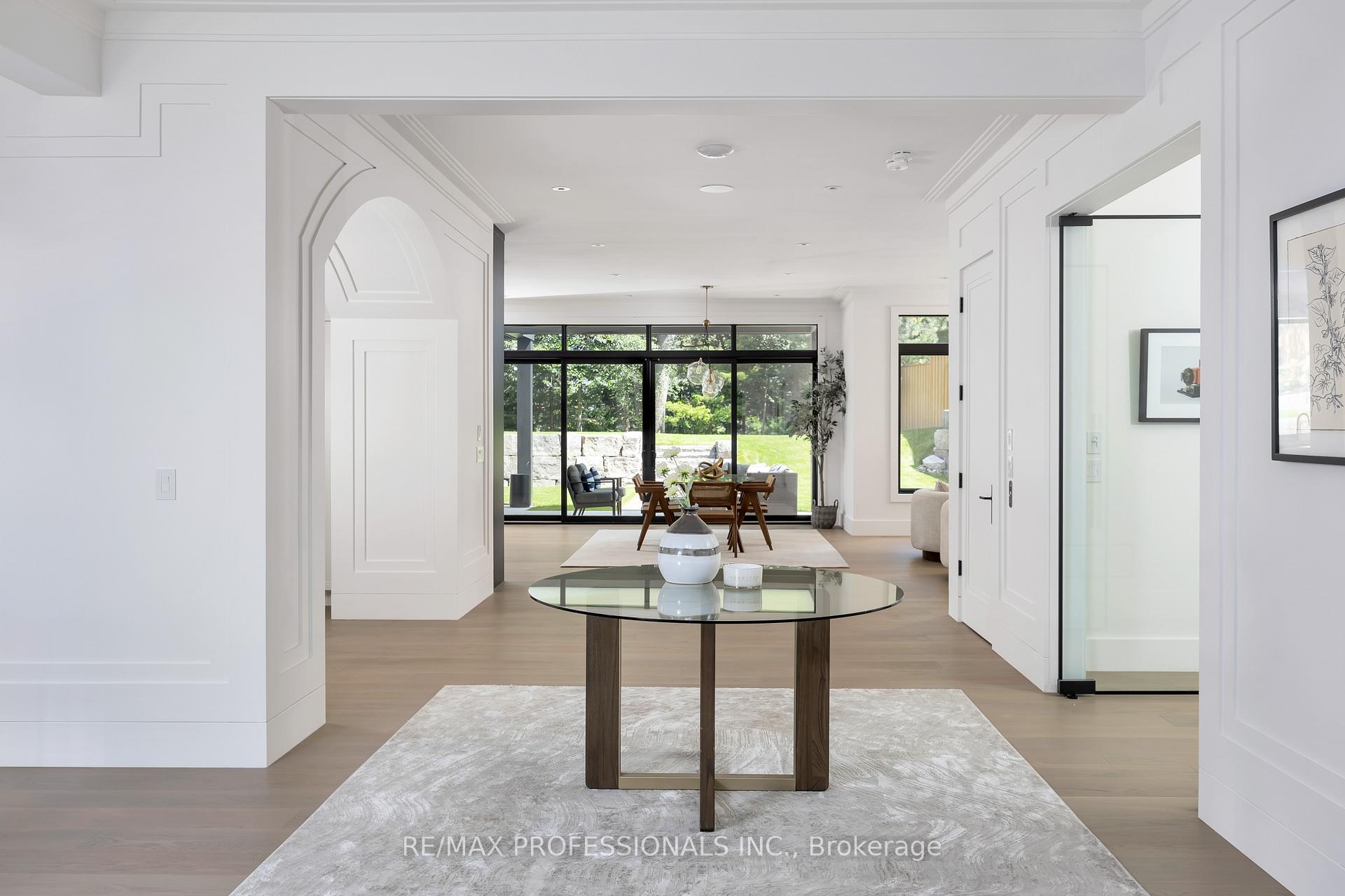 15 Edenbrook Hill, Toronto, ON M9A3Z7 | 4 Bedroom 7 Bathroom Detached House | Image 4